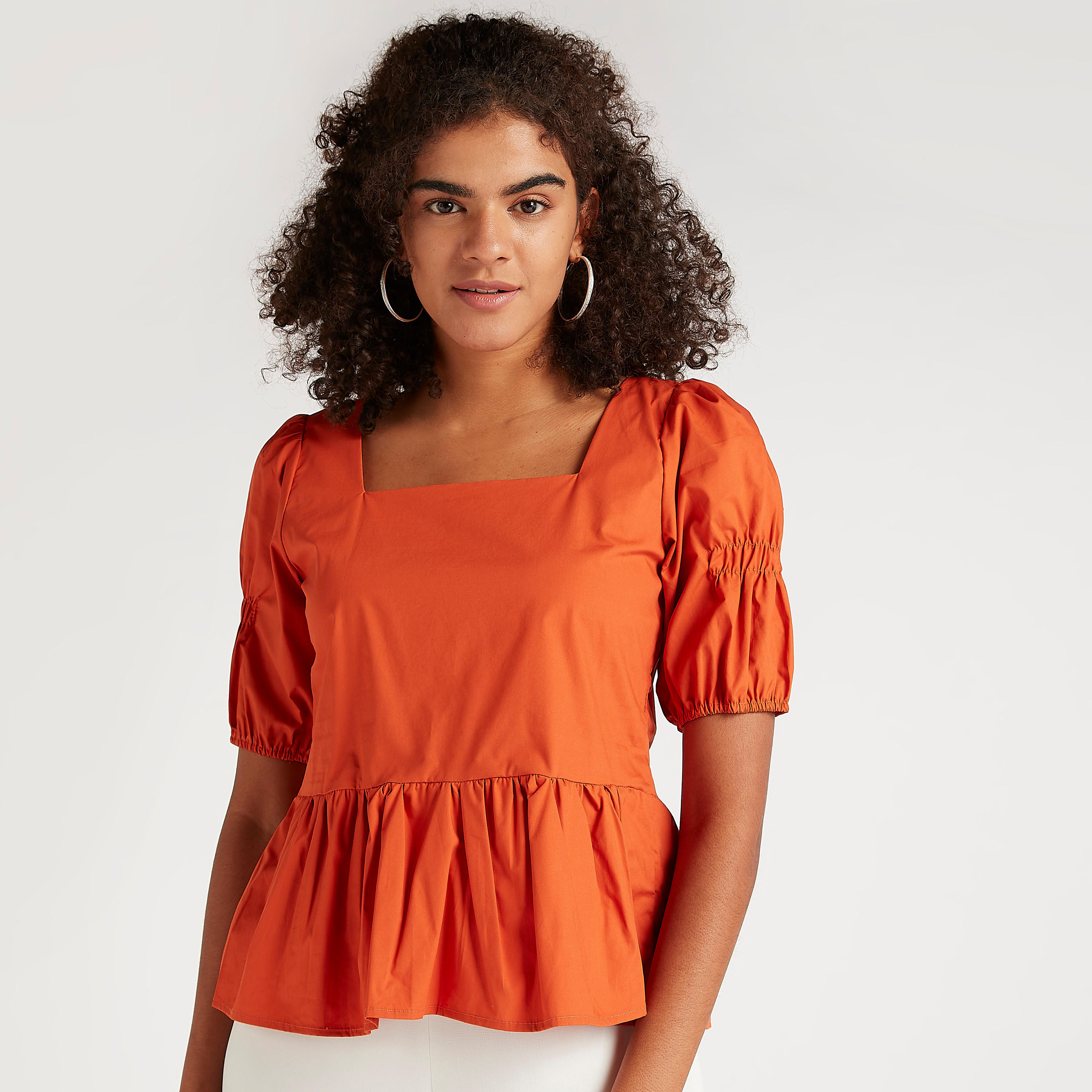 بلوزة سادة بأكمام منفوخة وكشكشة على الخصر من تو إكستريمز-women-clothing-shirtsandblouses-blouses-image-1