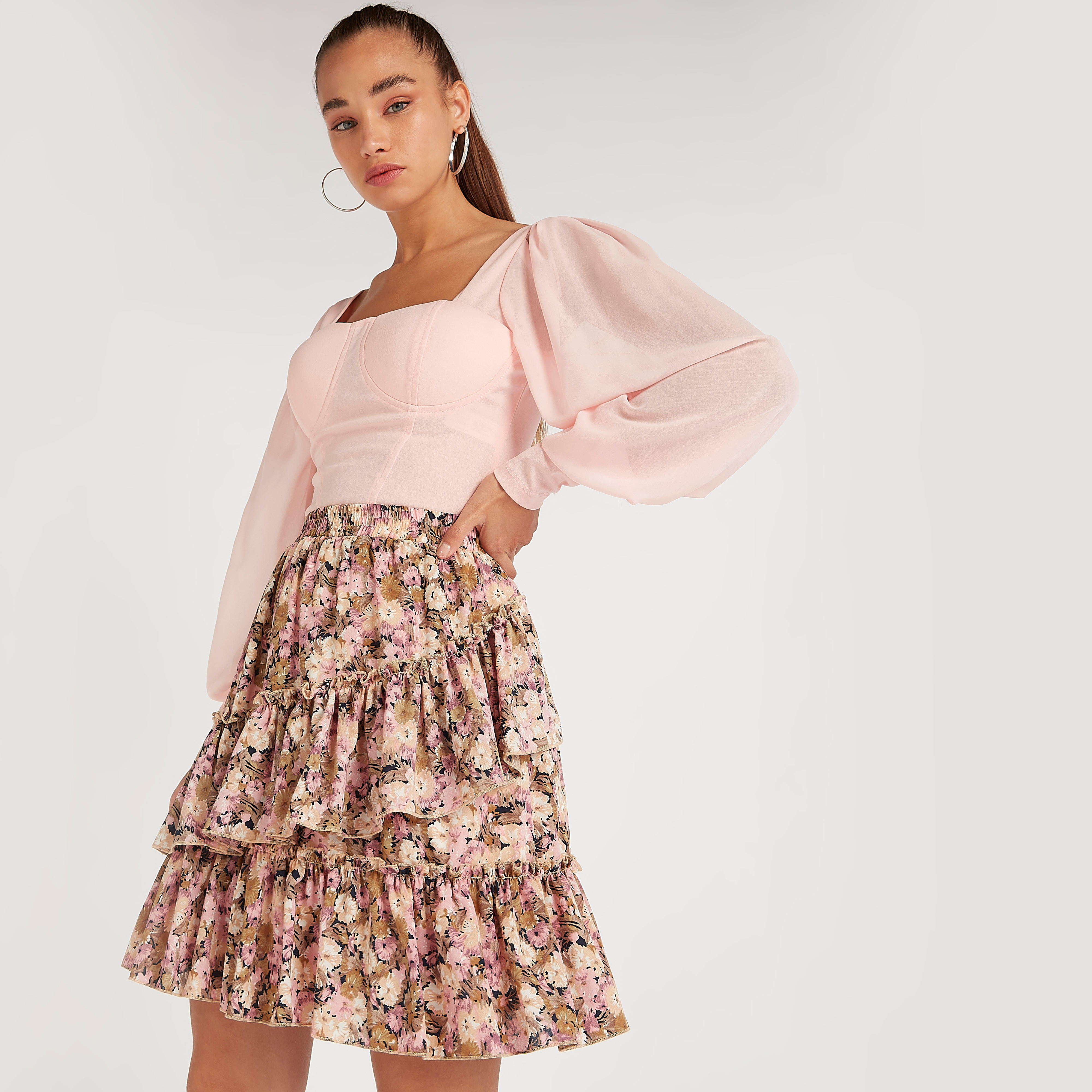 تنّورة منسدلة واسعة قصيرة بطبعات أزهار وخصر مطّاطي من تو إكستريمز-women-clothing-bottoms-skirts-image-1