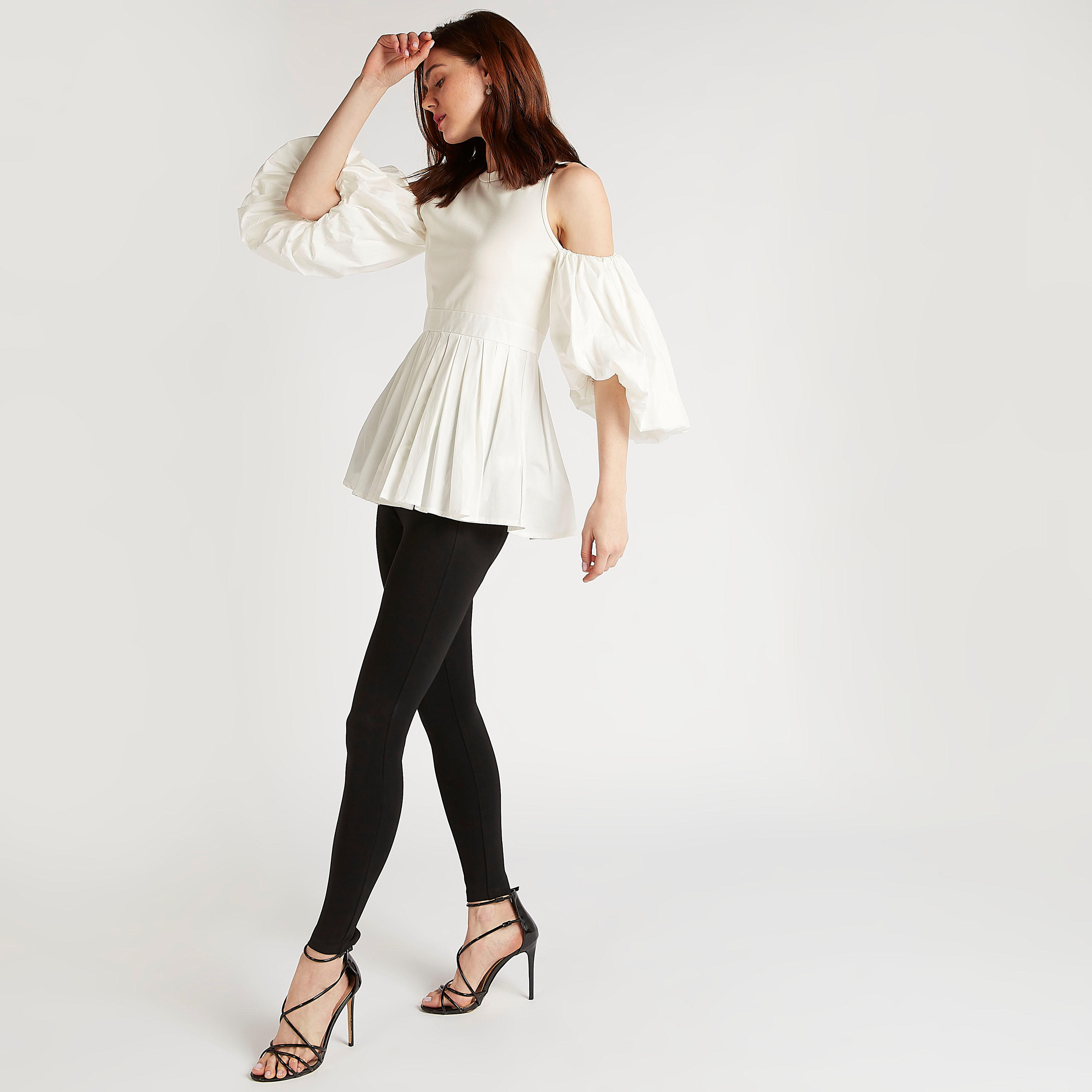 بلوزة سادة بياقة ضيقة وأكمام مكشوفة وثنايا من تو إكستريمز-women-clothing-shirtsandblouses-blouses-image-2