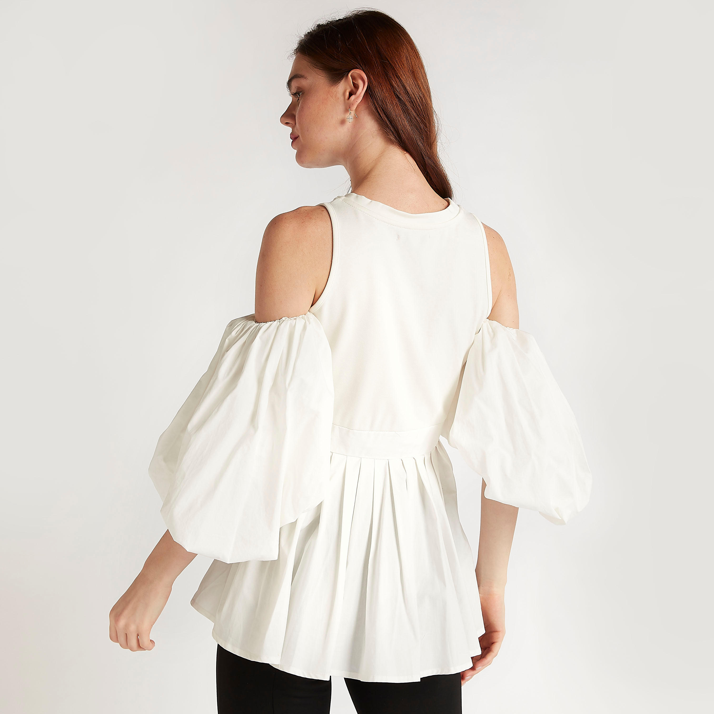 بلوزة سادة بياقة ضيقة وأكمام مكشوفة وثنايا من تو إكستريمز-women-clothing-shirtsandblouses-blouses-image-4