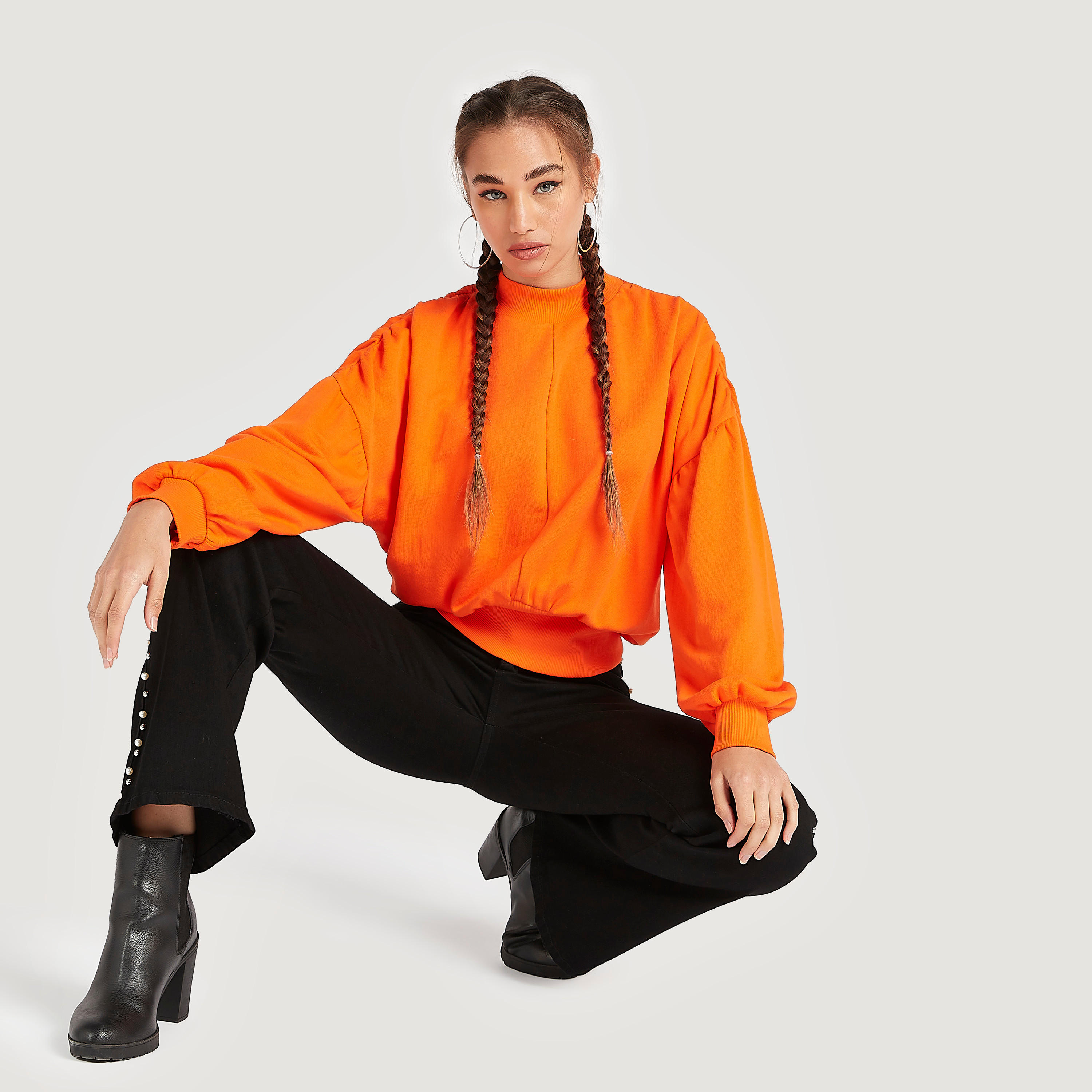 سويت شيرت سادة بأكمام بيشوب وياقة عالية من تو إكستريمز-women-winterwear-hoodiesandsweatshirts-sweatshirts-image-5