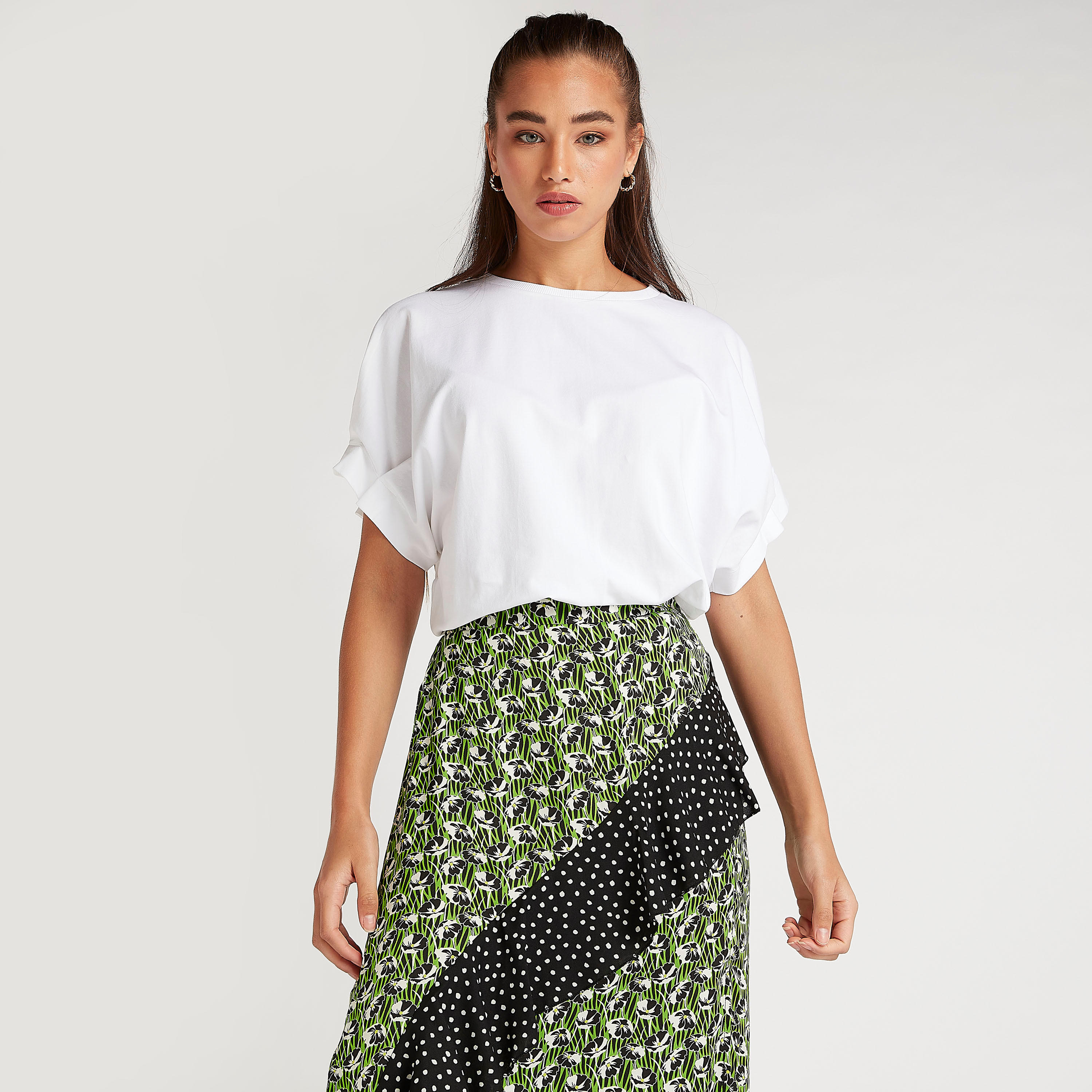بلوزة سادة بأكمام قصيرة وأطراف مطّاطيّة من تو إكستريمز-women-clothing-shirtsandblouses-blouses-image-7