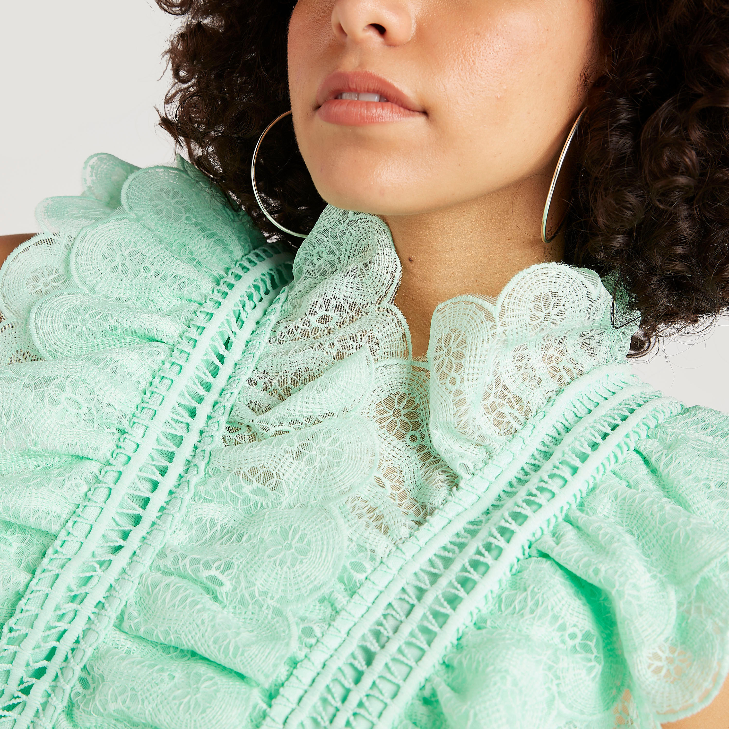 بلوزة بتفاصيل كشكشة وأكمام قصيرة وكشكشة على الخصر-women-clothing-shirtsandblouses-blouses-image-6