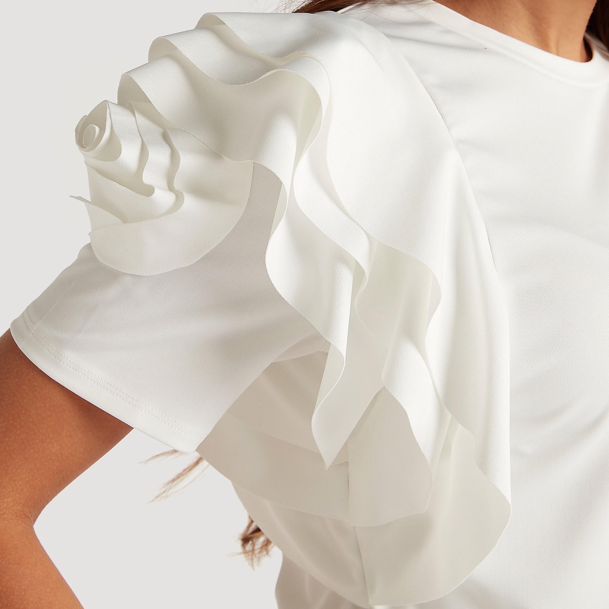 بلوزة سادة بكشكشة وتفاصيل كشكش من الخصر من تو إكستريمز-women-clothing-shirtsandblouses-blouses-image-1