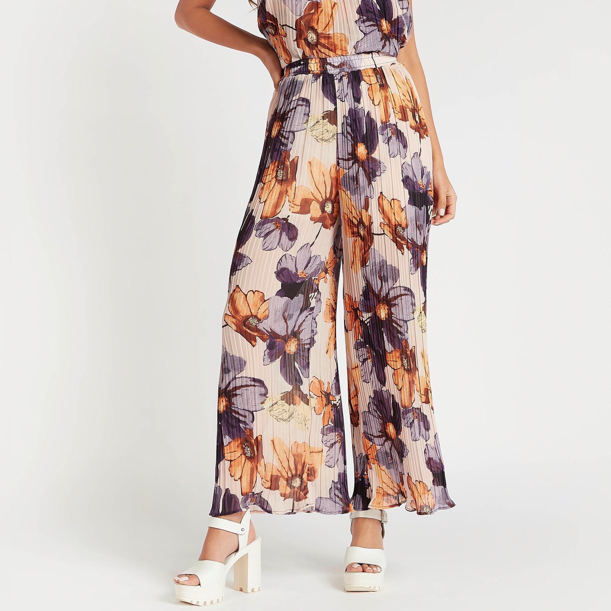 بنطلون بالازو بخصر مطّاطي وطبعات زهرية من تو إكستريمز-women-clothing-bottoms-trousers-image-1