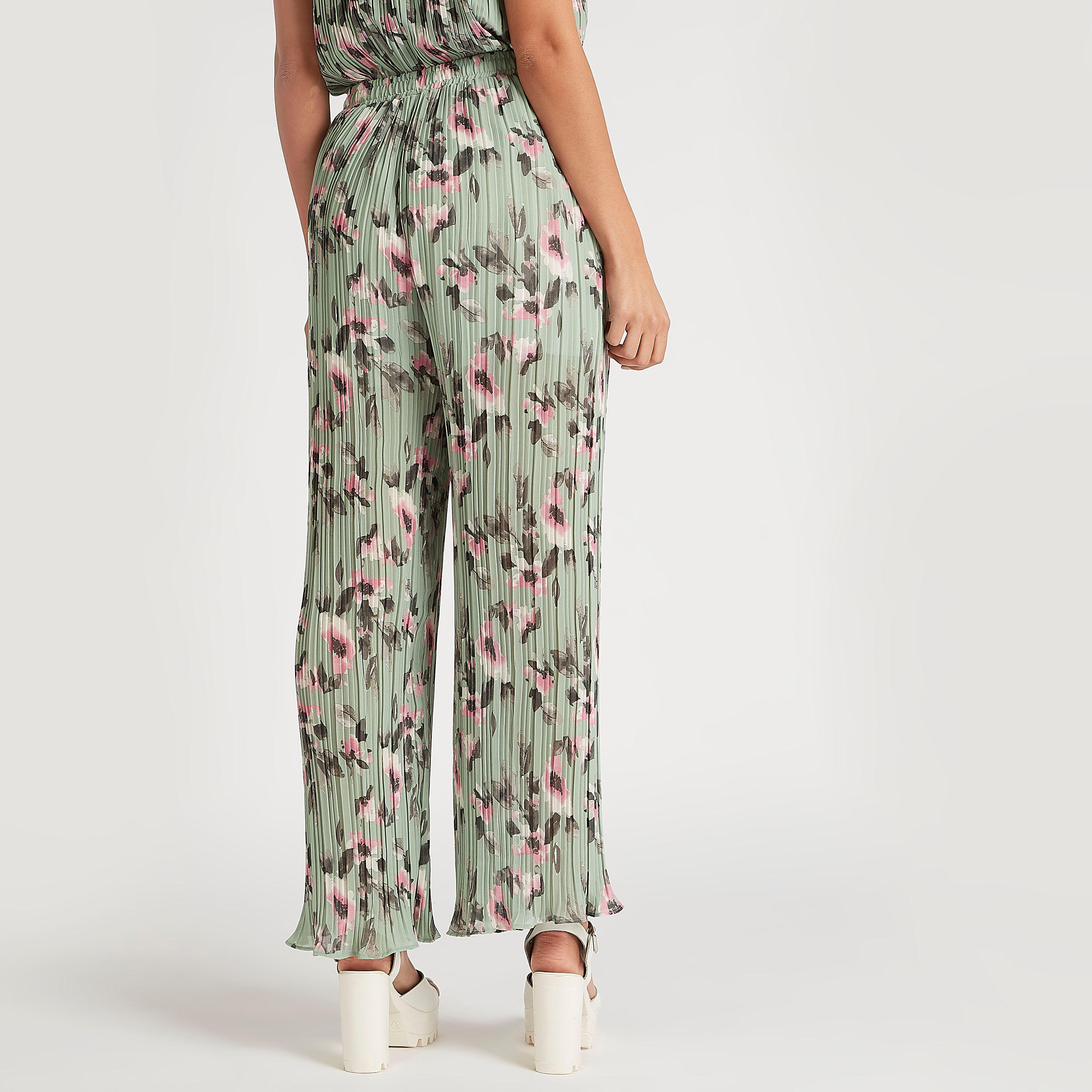 بنطلون بالازو بخصر مطّاطي وطبعات زهرية من تو إكستريمز-women-clothing-bottoms-trousers-image-4