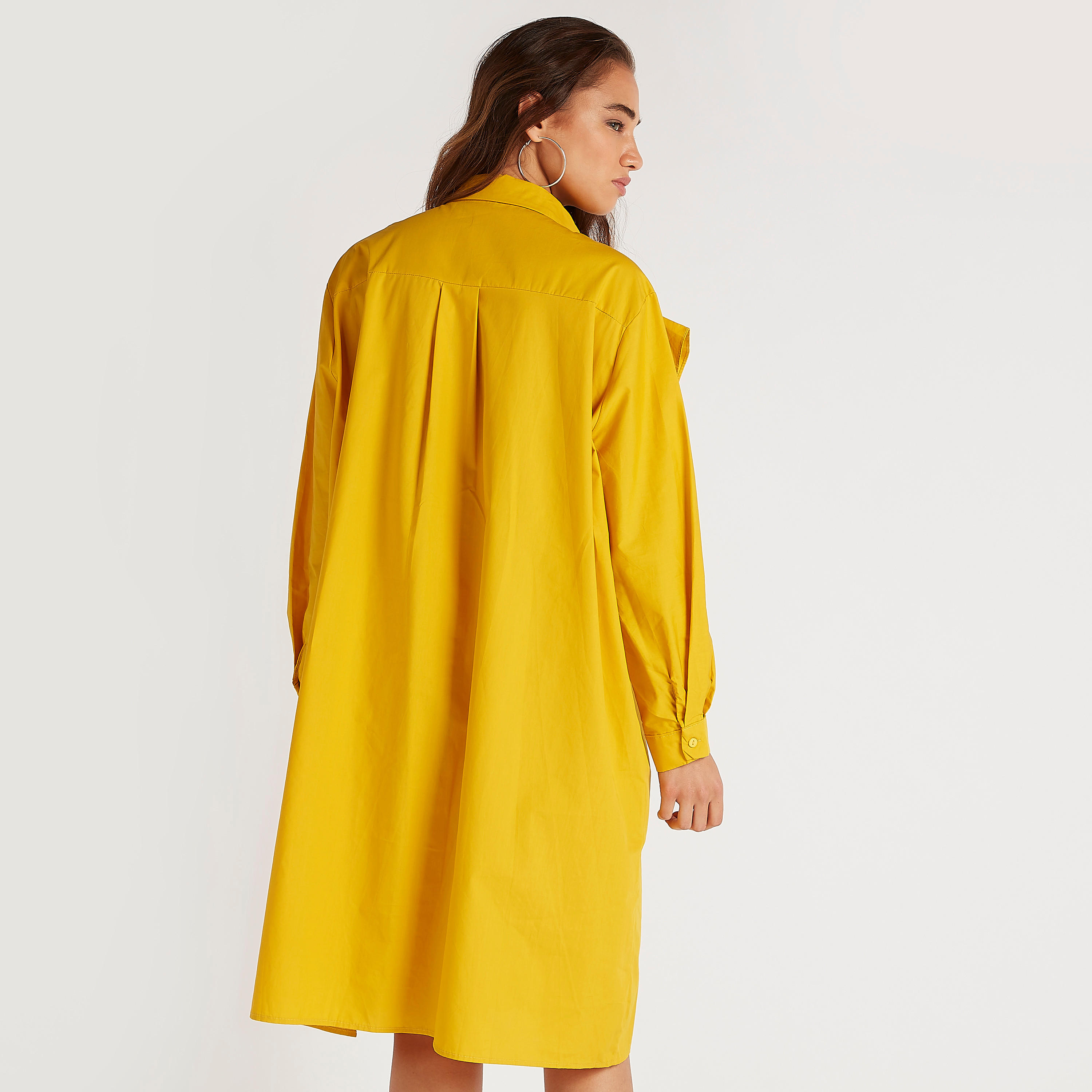 فستان واسع ميدي سادة مع ياقة وتفاصيل كشكش من تو إكستريمز-women-clothing-dresses-image-4