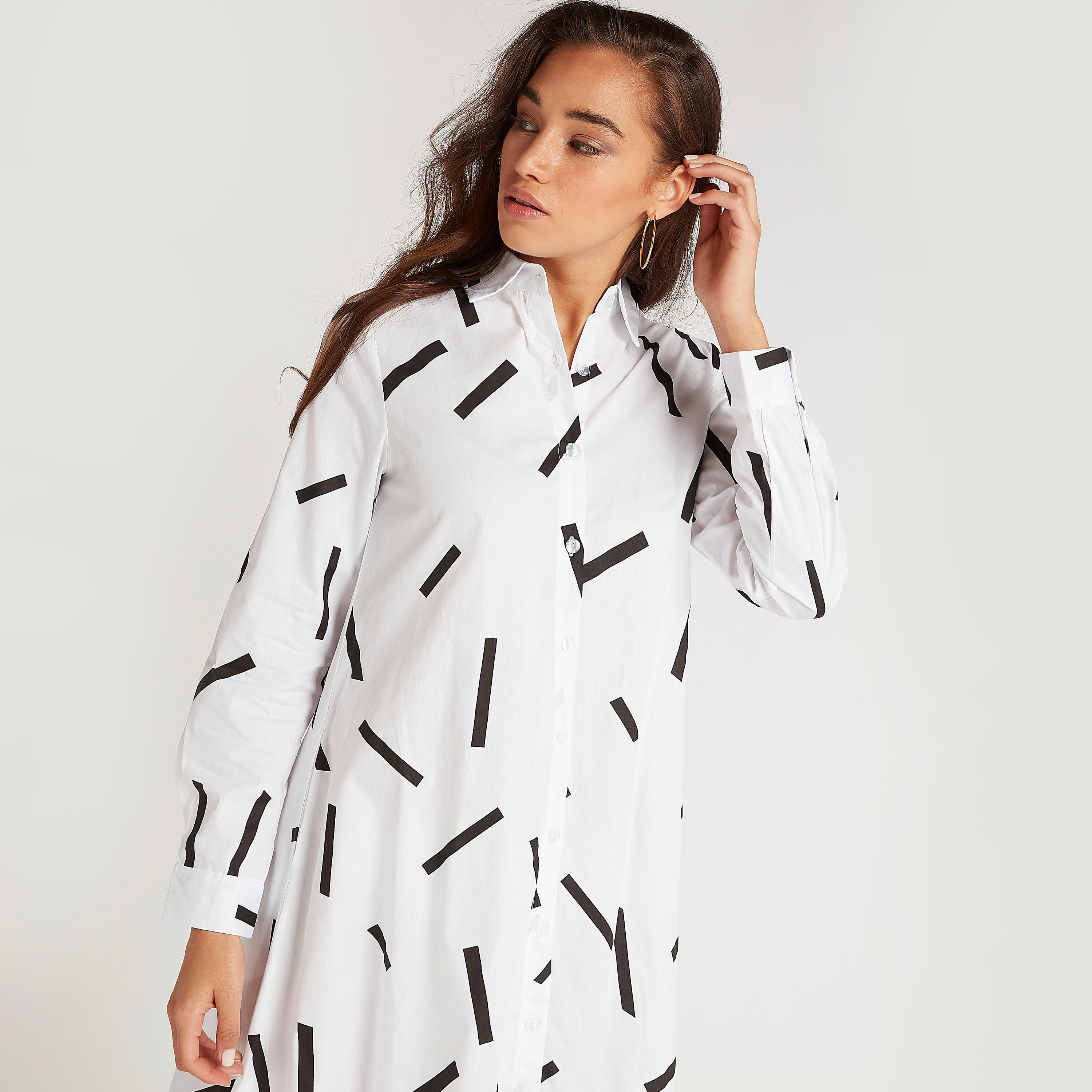 فستان إيه لاين ميدي بطبعات وأطراف بكشكشة وجيوب من تو إكستريمز-women-clothing-dresses-image-3