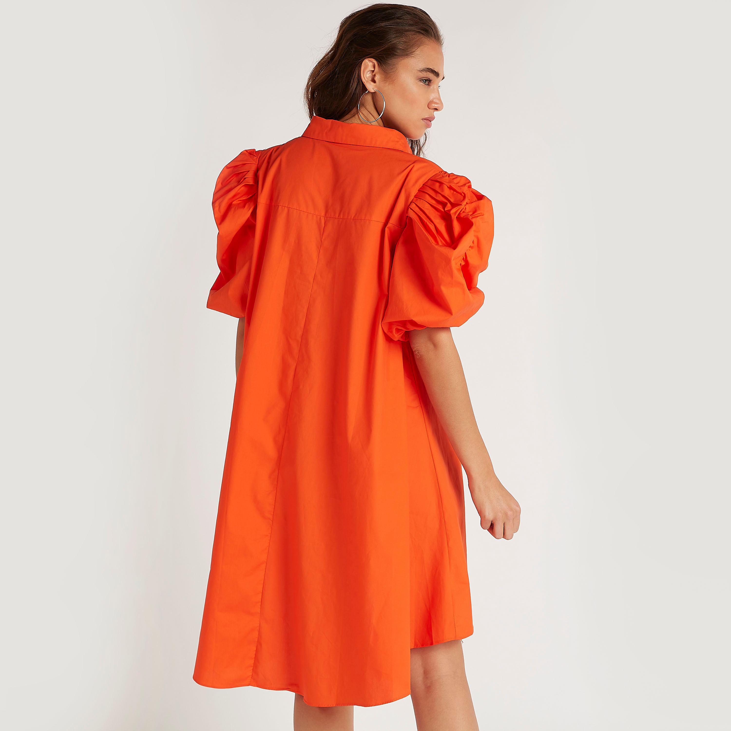 فستان قميص سادة بأكمام قصيرة منفوخة من تو إكستريمز-women-clothing-dresses-image-4