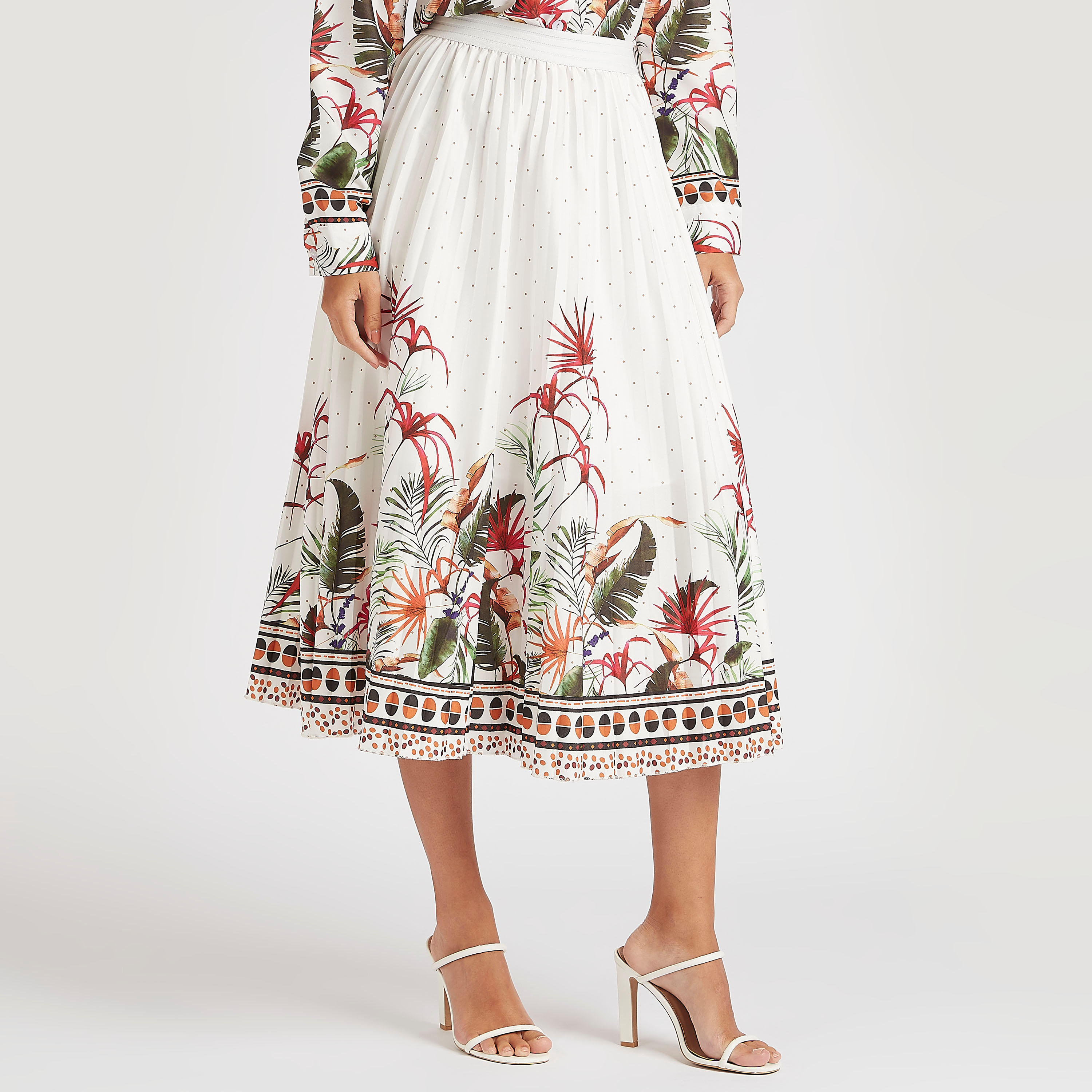 تنورة رسميّة ميدي إيه لاين بطبعات من تو إكستريمز-women-clothing-bottoms-skirts-image-1