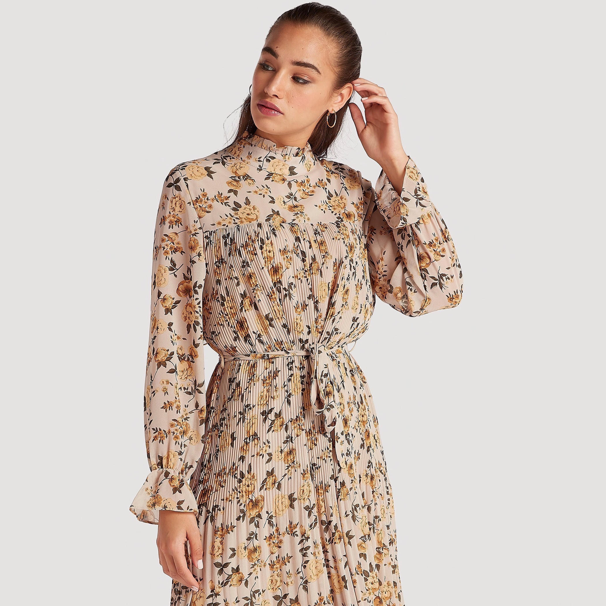 فستان ميدي بطبعات أزهار وياقة بكشكشة وحزام رباط من تو إكستريمز-women-clothing-dresses-image-6