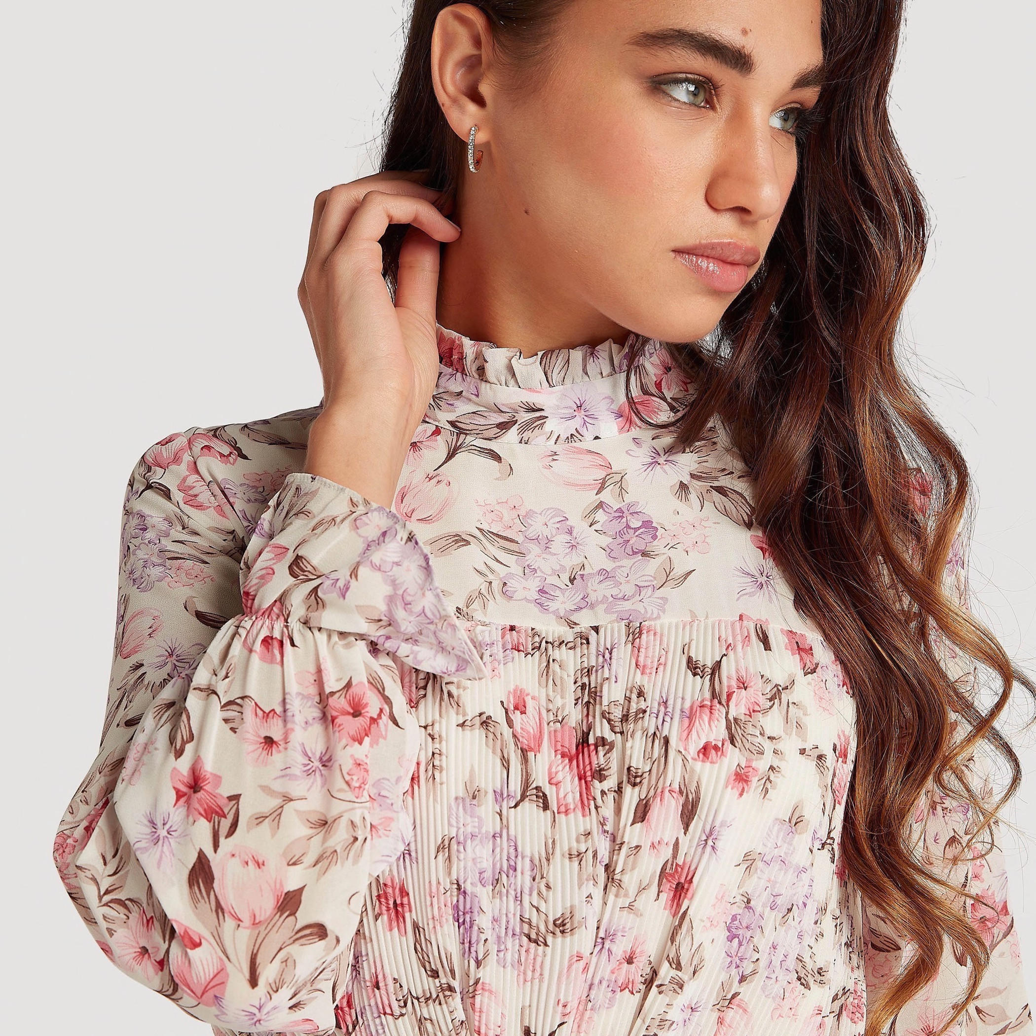 فستان ميدي إيه لاين بطبعات أزهار وياقة بكشكشة من تو إكستريمز-women-clothing-dresses-image-3