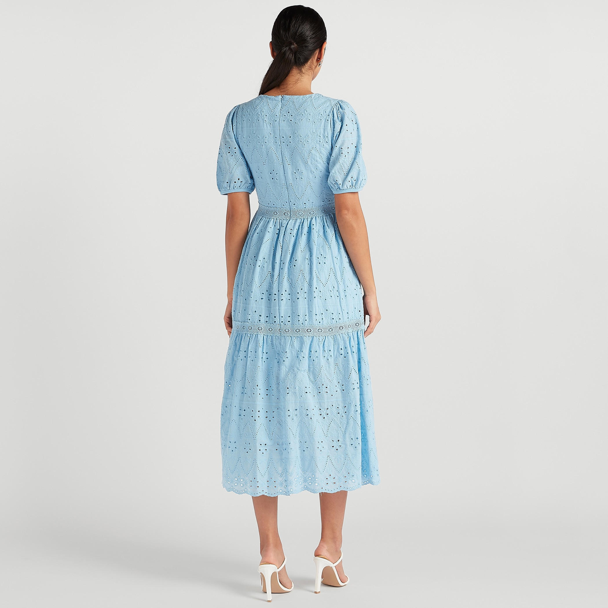 فستان دانتيل ميدي إيه لاين بأكمام منفوخة من تو إكستريمز-women-clothing-dresses-image-5