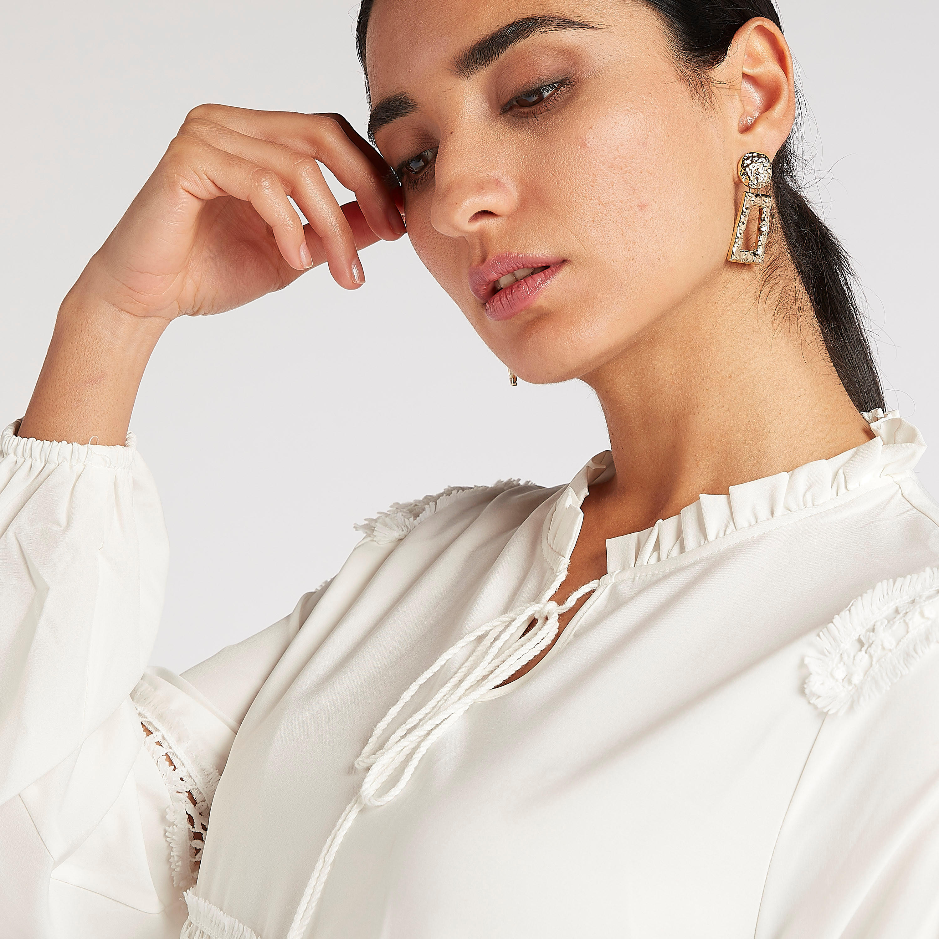 فستان إية لاين طويل سادة بتفاصيل وياقة بأربطة من تو إكستريمز-women-clothing-dresses-image-7