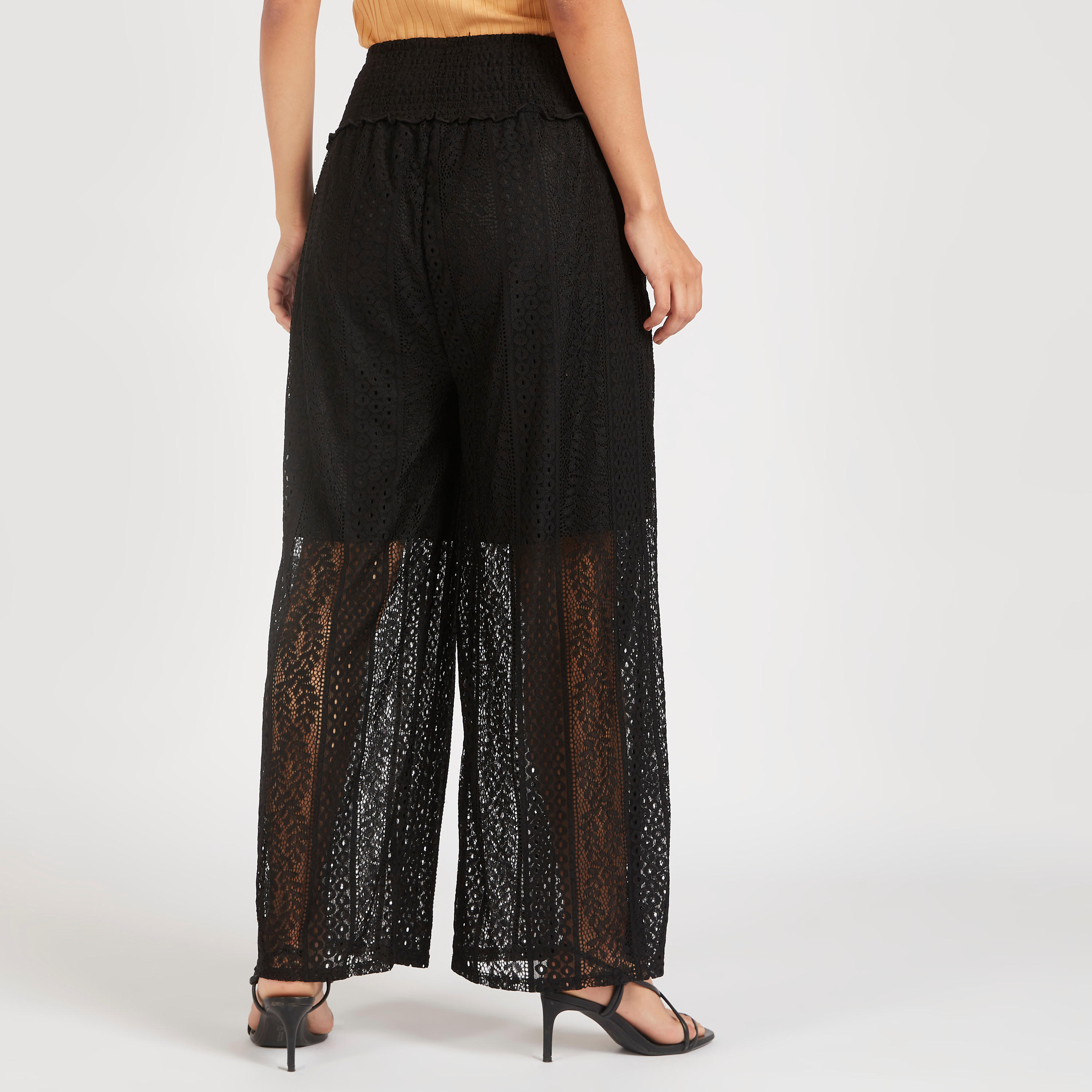 بنطلون بالازو بدانتيل وجيوب وخصر متوسط الارتفاع من تو إكستريمز-women-clothing-bottoms-trousers-image-4