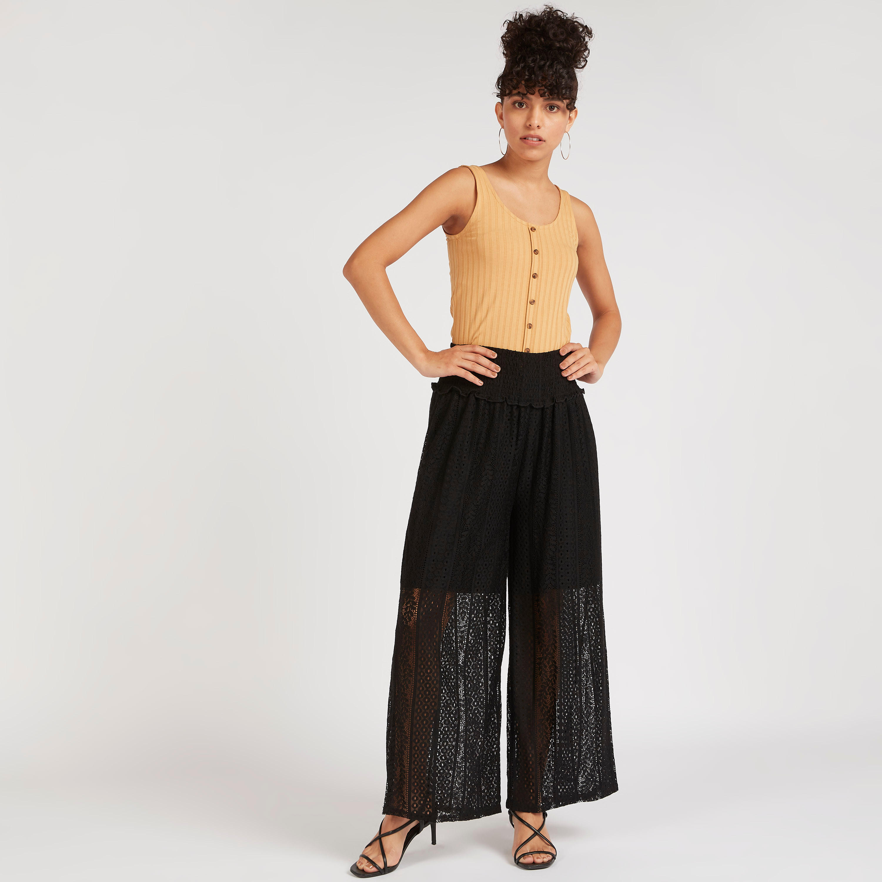 بنطلون بالازو بدانتيل وجيوب وخصر متوسط الارتفاع من تو إكستريمز-women-clothing-bottoms-trousers-image-5