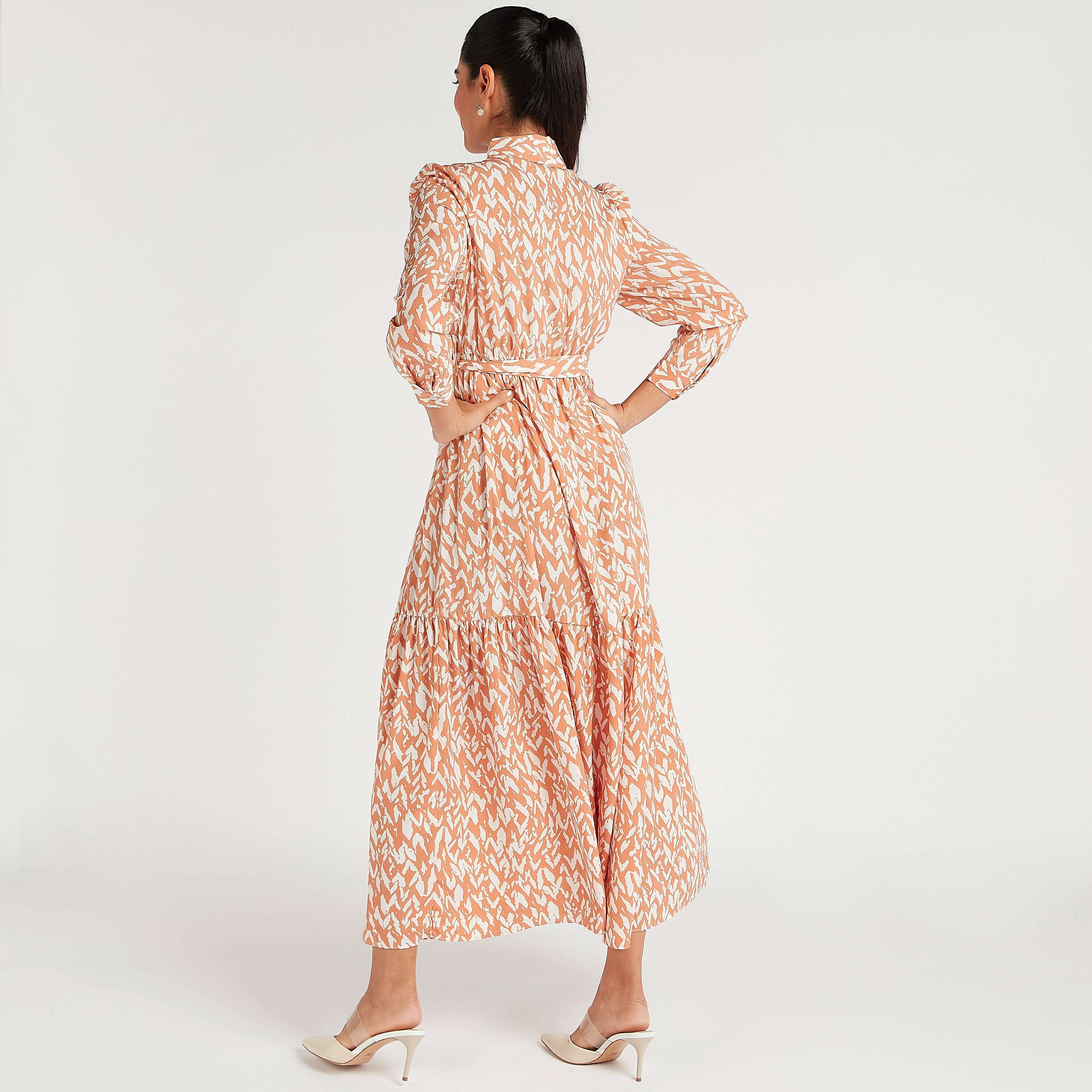 فستان إيه لاين ميدي بطبعات وخصر بحزام وزر إغلاق من تو إكستريمز-women-clothing-dresses-image-4