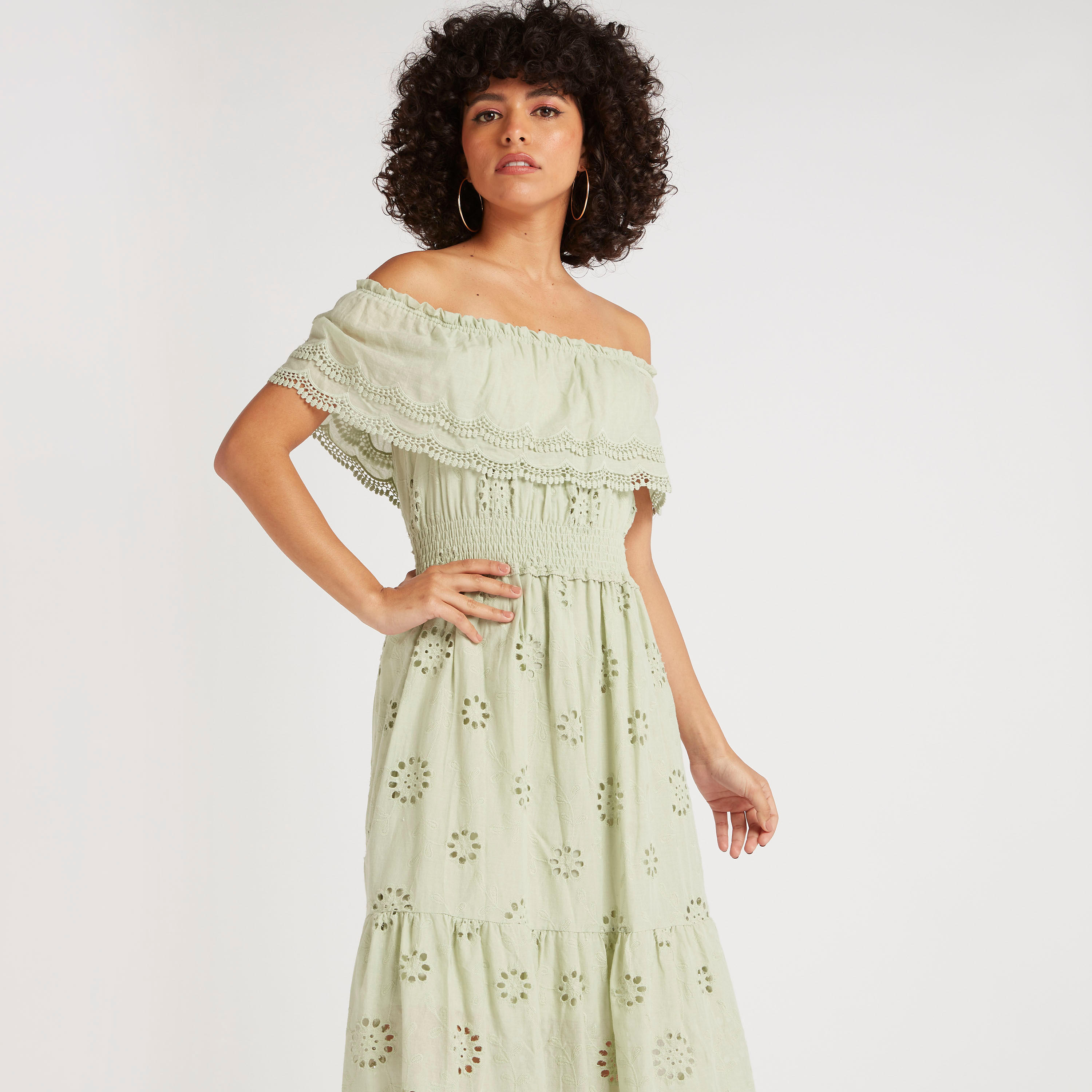 فستان ميدي إيه لاين شيفلي باردوت وخصر مطرّز من تو إكستريمز-women-clothing-dresses-image-3