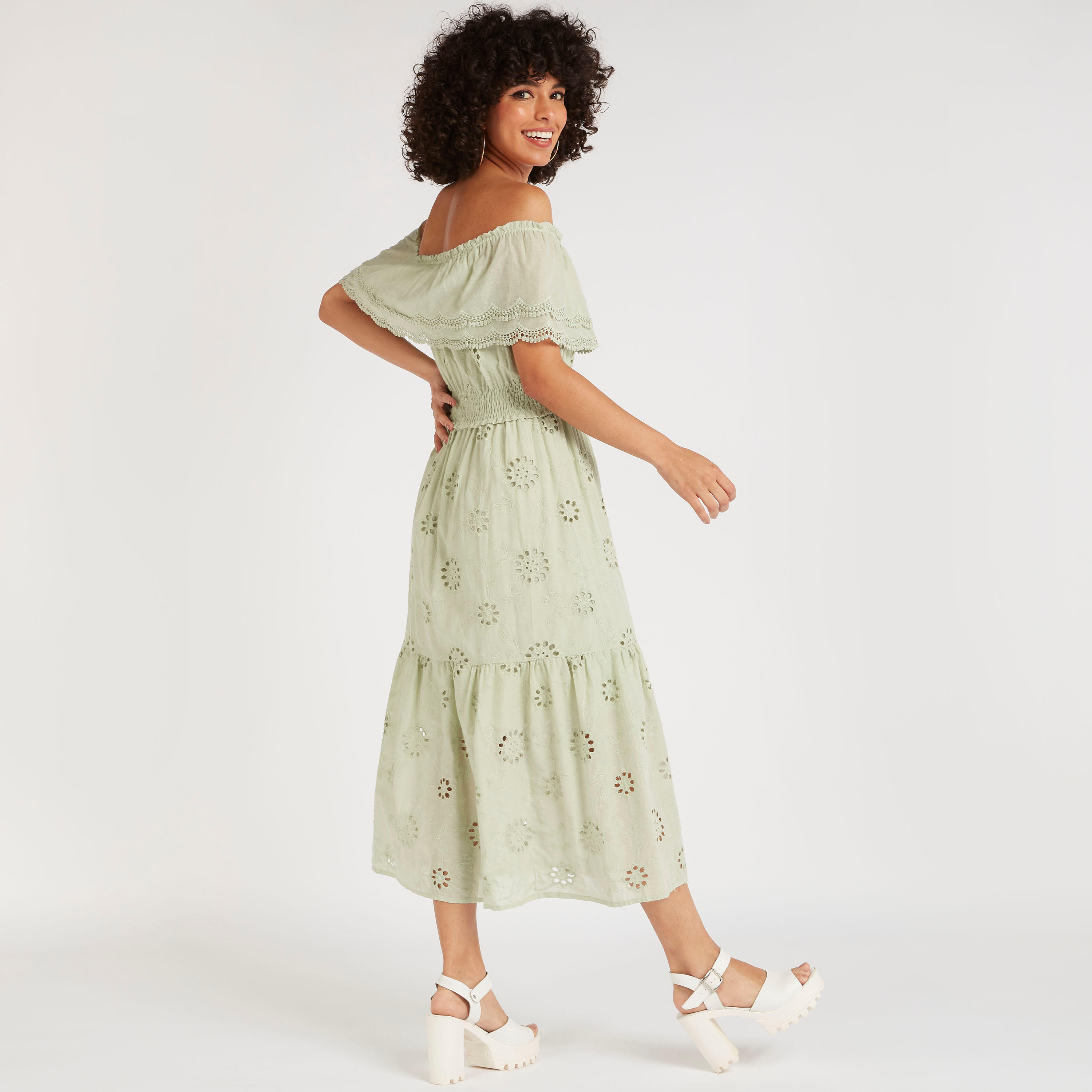 فستان ميدي إيه لاين شيفلي باردوت وخصر مطرّز من تو إكستريمز-women-clothing-dresses-image-7
