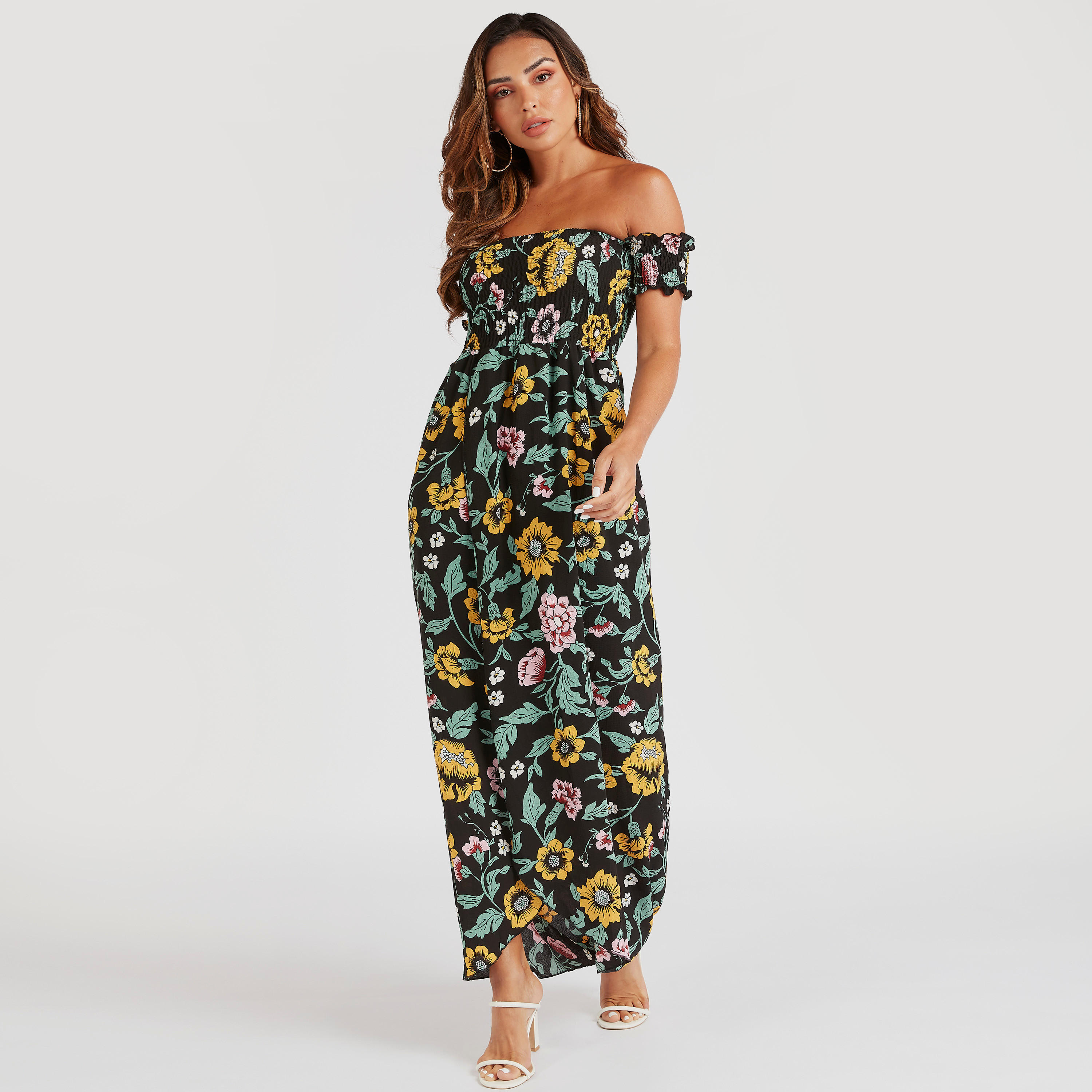 فستان طويل بأكتاف مكشوفة وطبعات أزهار وتفاصيل مطرّزة من تو إكستريمز-women-clothing-dresses-image-2