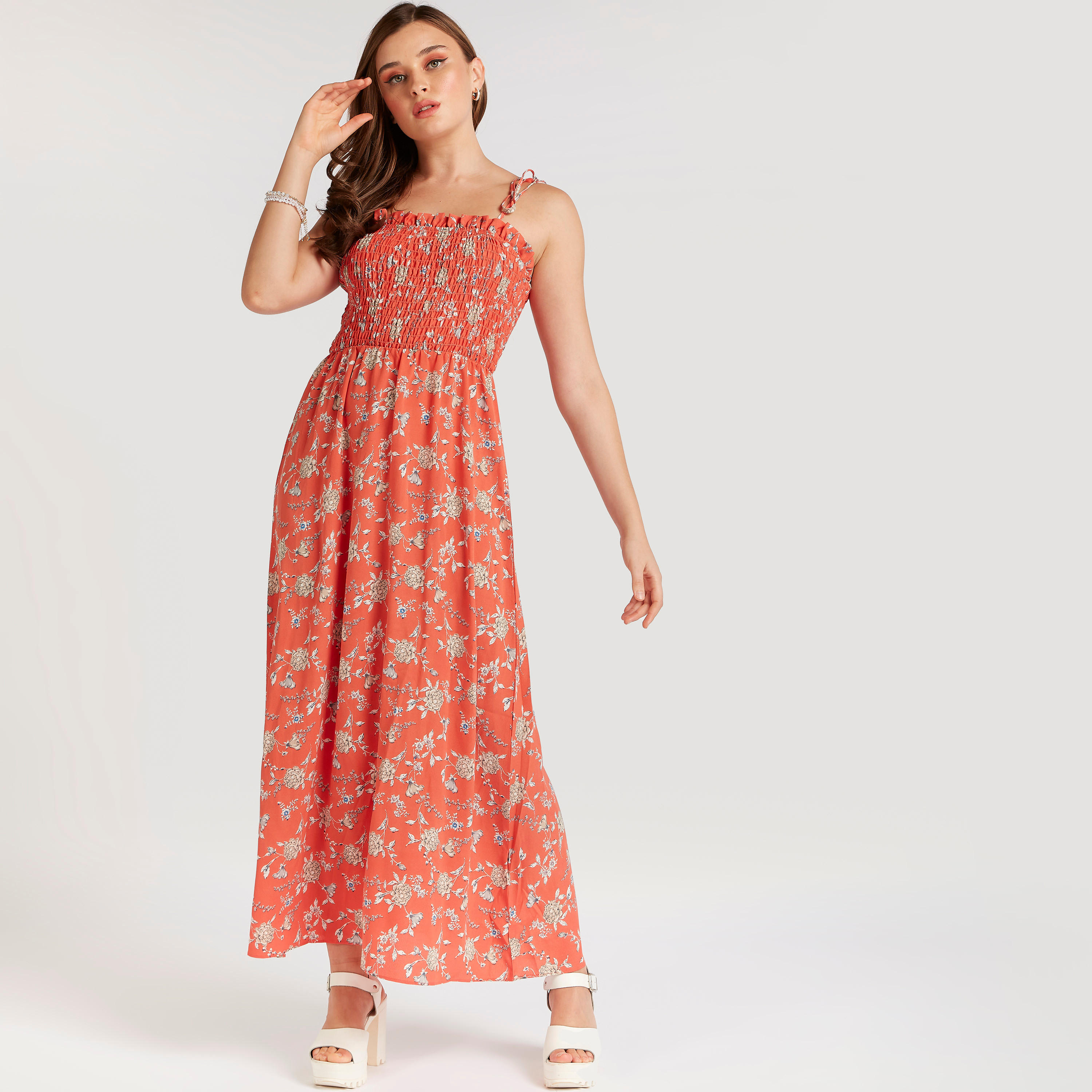 فستان إيه لاين طويل بطبعات أزهار وأكمام طويلة من تو إكستريمز-women-clothing-dresses-image-2