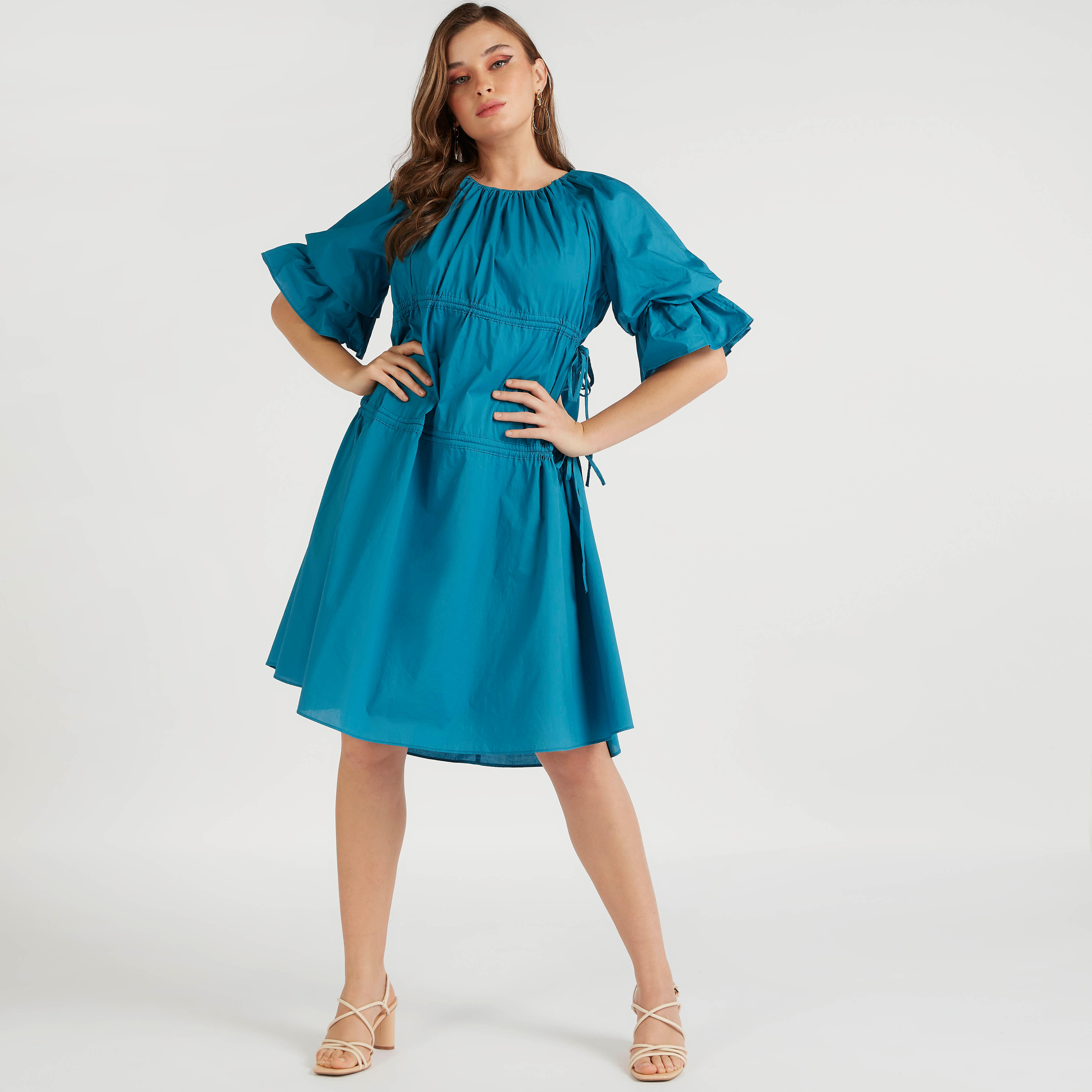 فستان ميدي سادة إيه لاين بأكمام واسعة ورباط من توإكستريمز-women-clothing-dresses-image-2