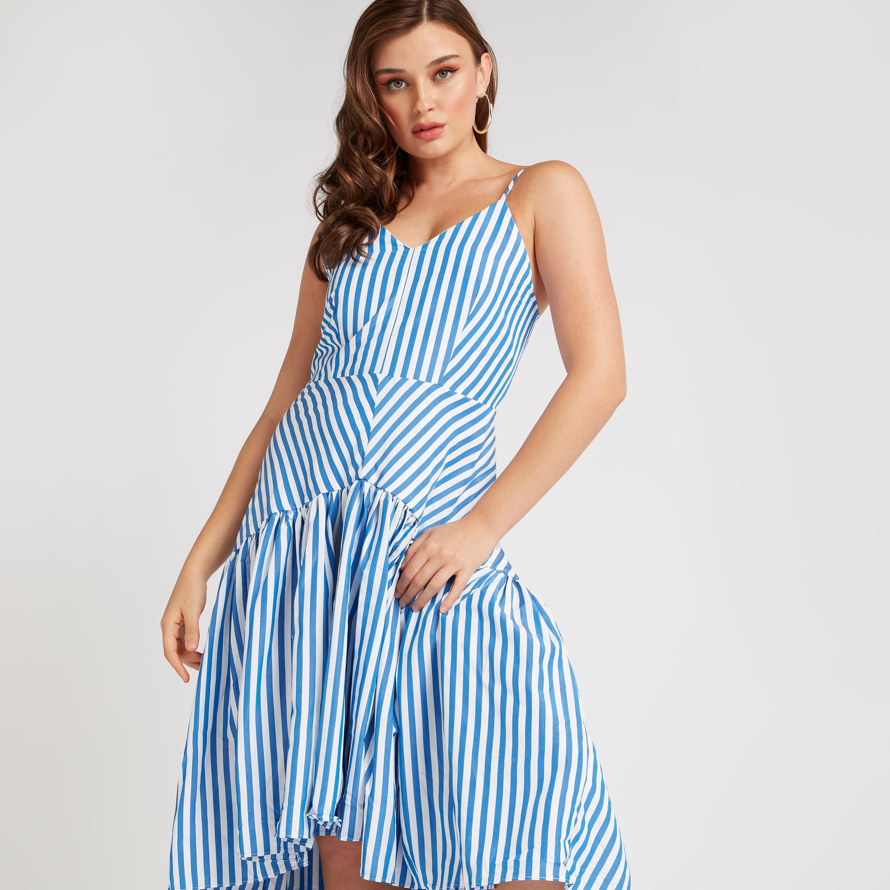 فستان مخطّط متوسط الطول بياقة V من تو إكستريمز-women-clothing-dresses-image-7
