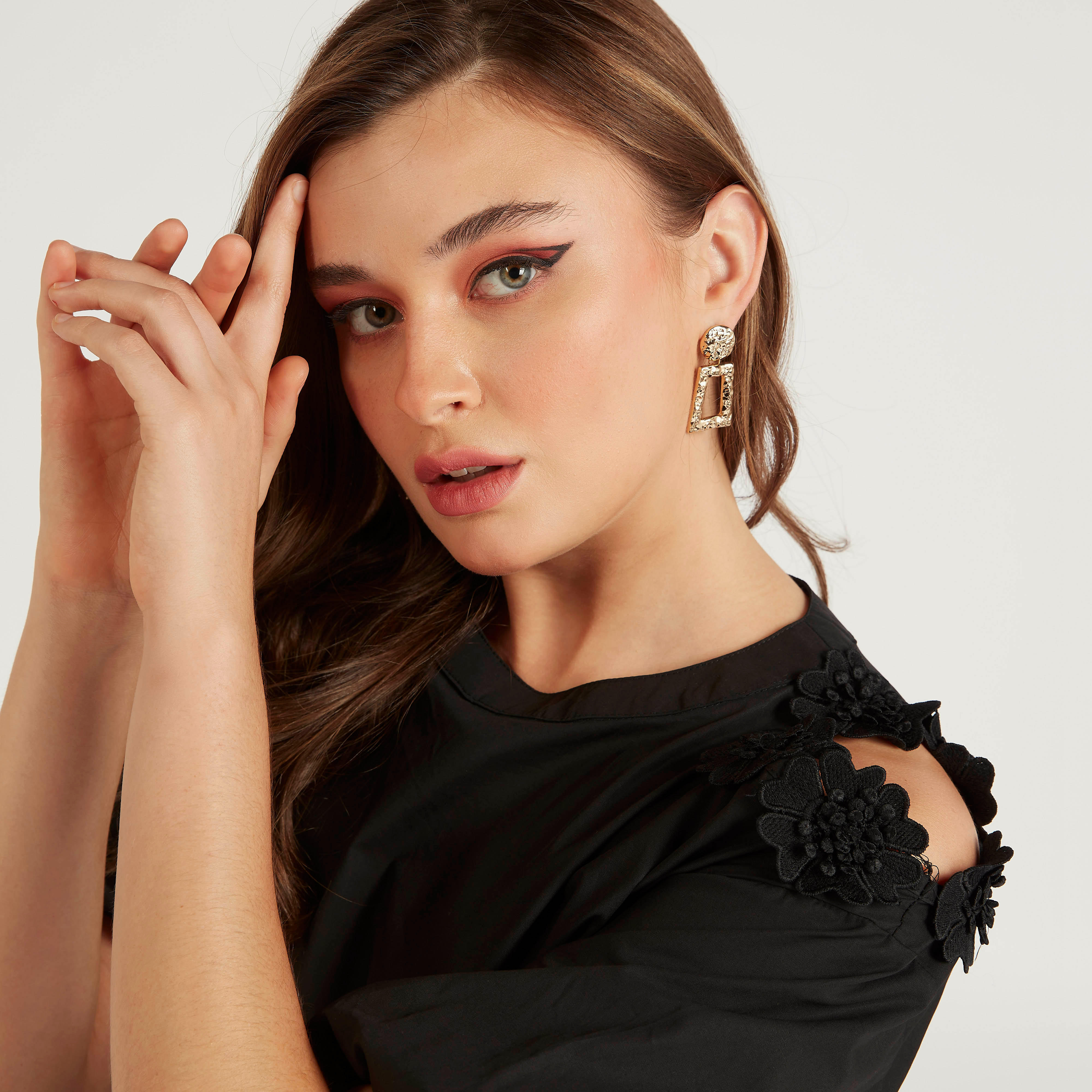 فستان ميدي سادة مكشوف الأكتاف بأكمام قصيرة من توإكستريمز-women-clothing-dresses-image-6