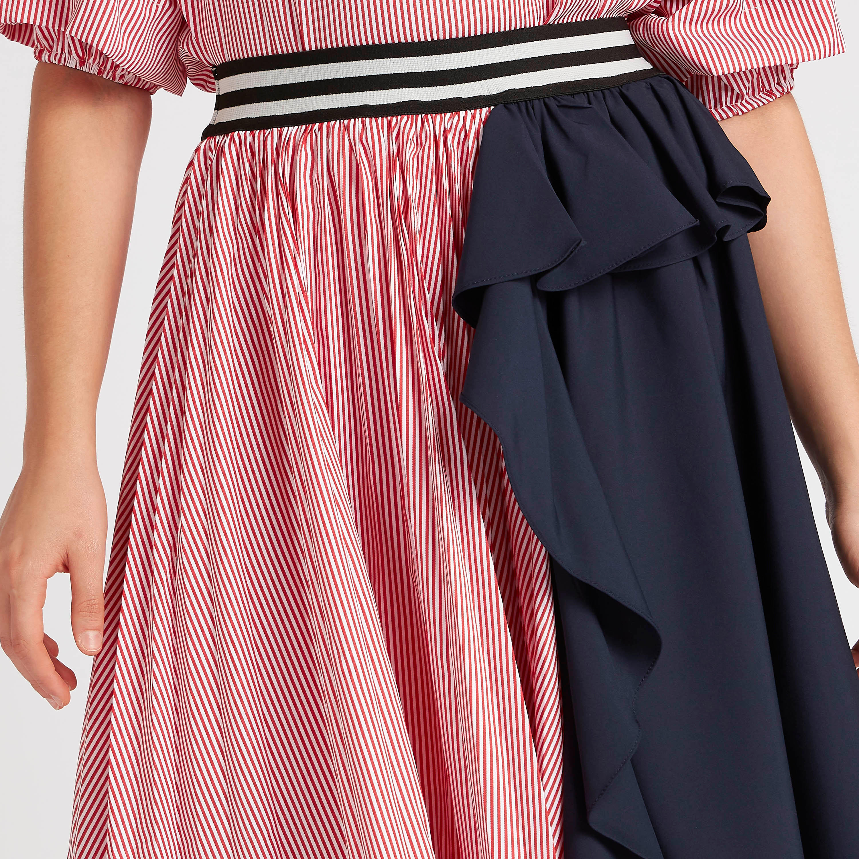 تنّورة إيه لاين مقلّمة ميدي بتفاصيل كشكشة من تو إكستريمز-women-clothing-bottoms-skirts-image-3