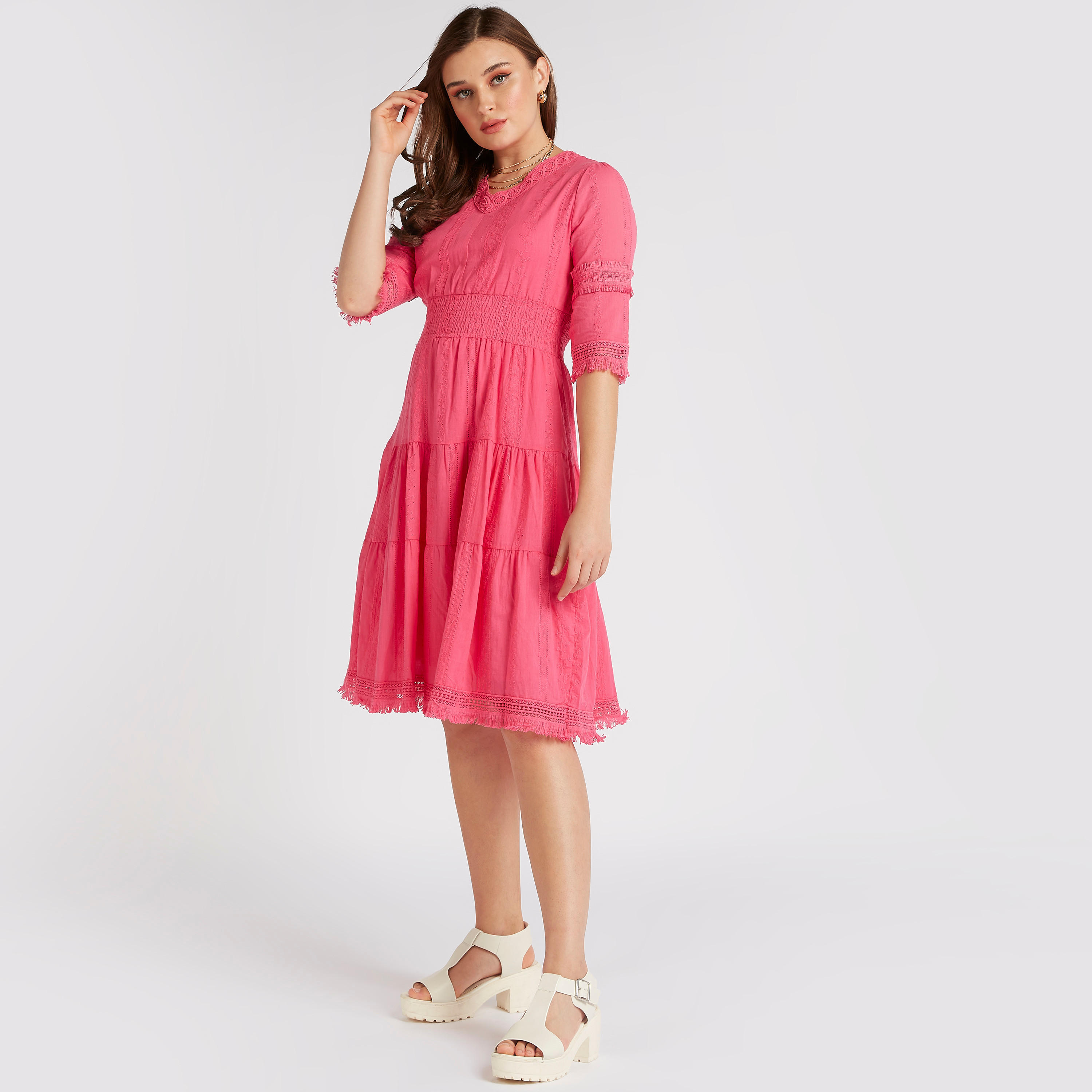 فستان ميدي إيه لاين بطبعات وياقة مستديرة وأكمام 3/4 من تو إكستريمز-women-clothing-dresses-image-2