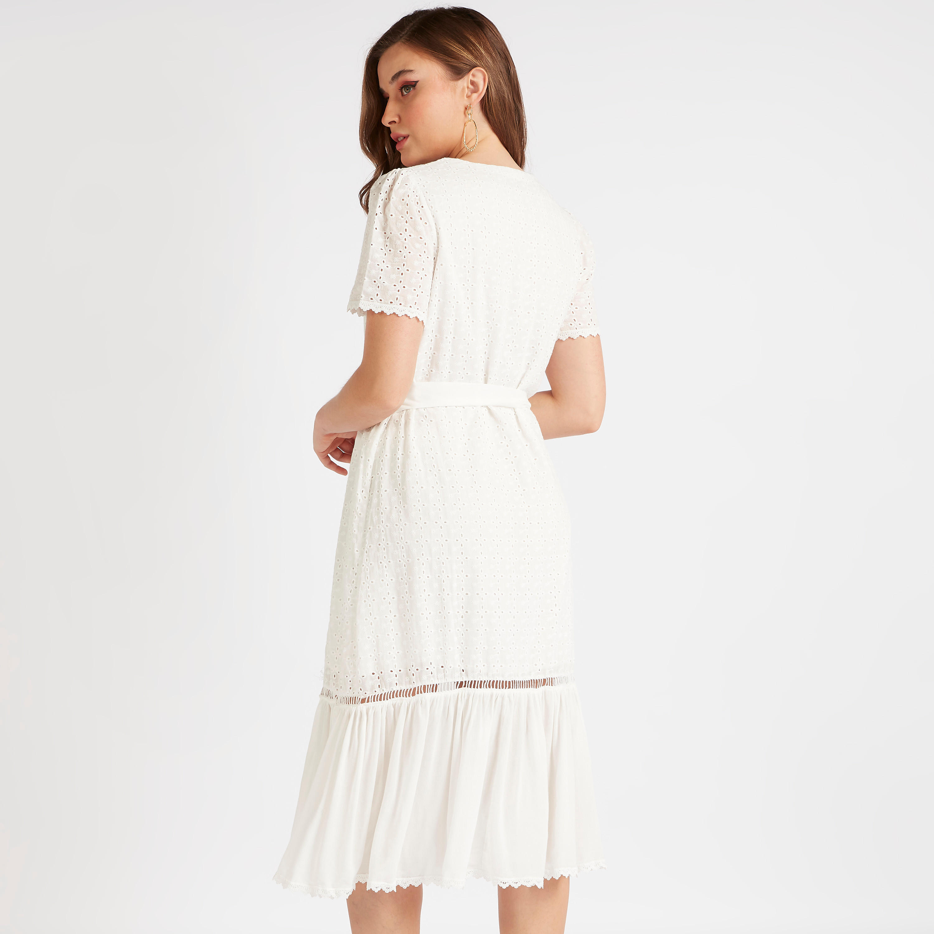 فستان ميدي بتفاصيل كشكشة وأكمام قصيرة من تو إكستريمز-women-clothing-dresses-image-4