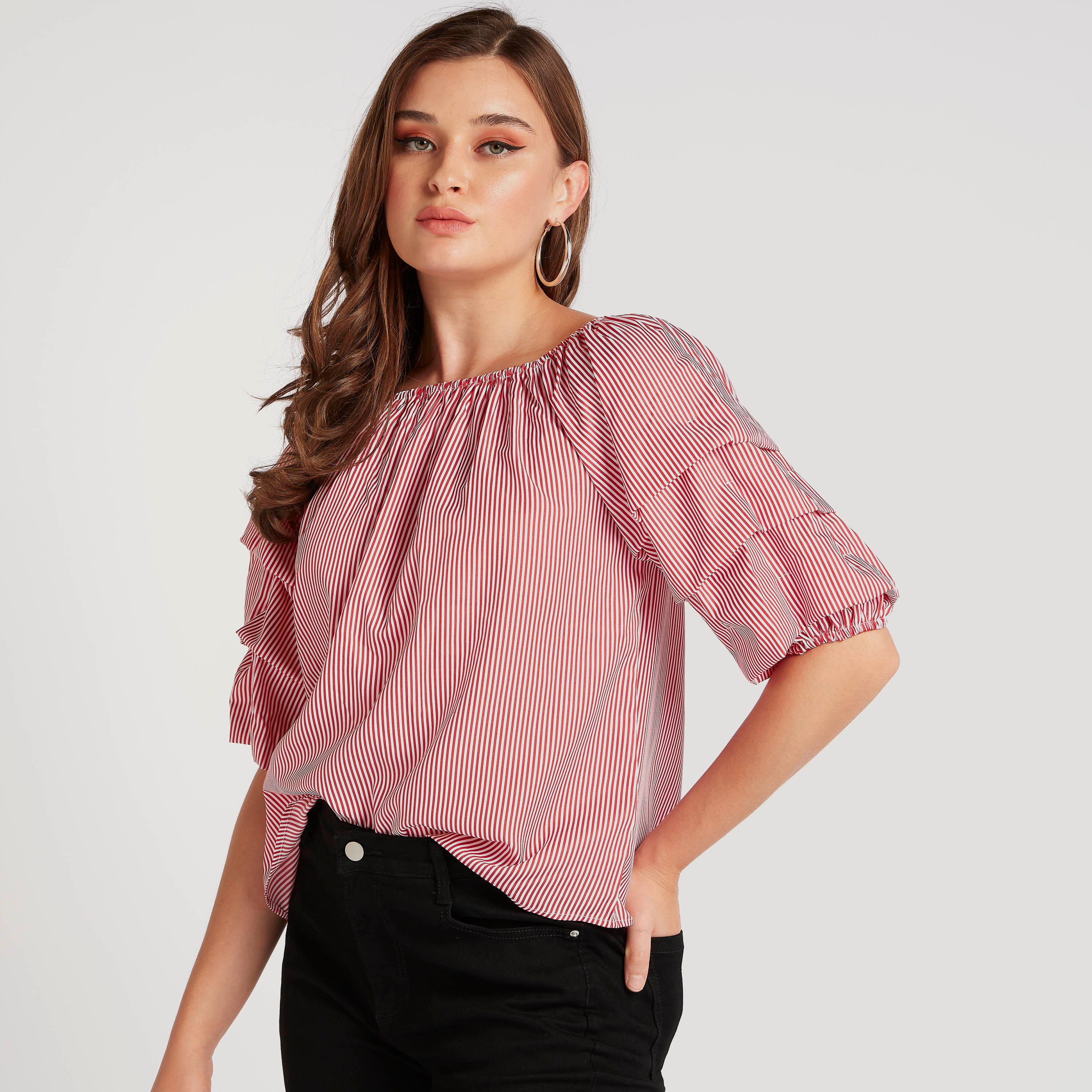 بلوزة مقلّمة بياقة مفتوحة وأكمام 3/4 من تو إكستريمز-women-clothing-shirtsandblouses-blouses-image-5