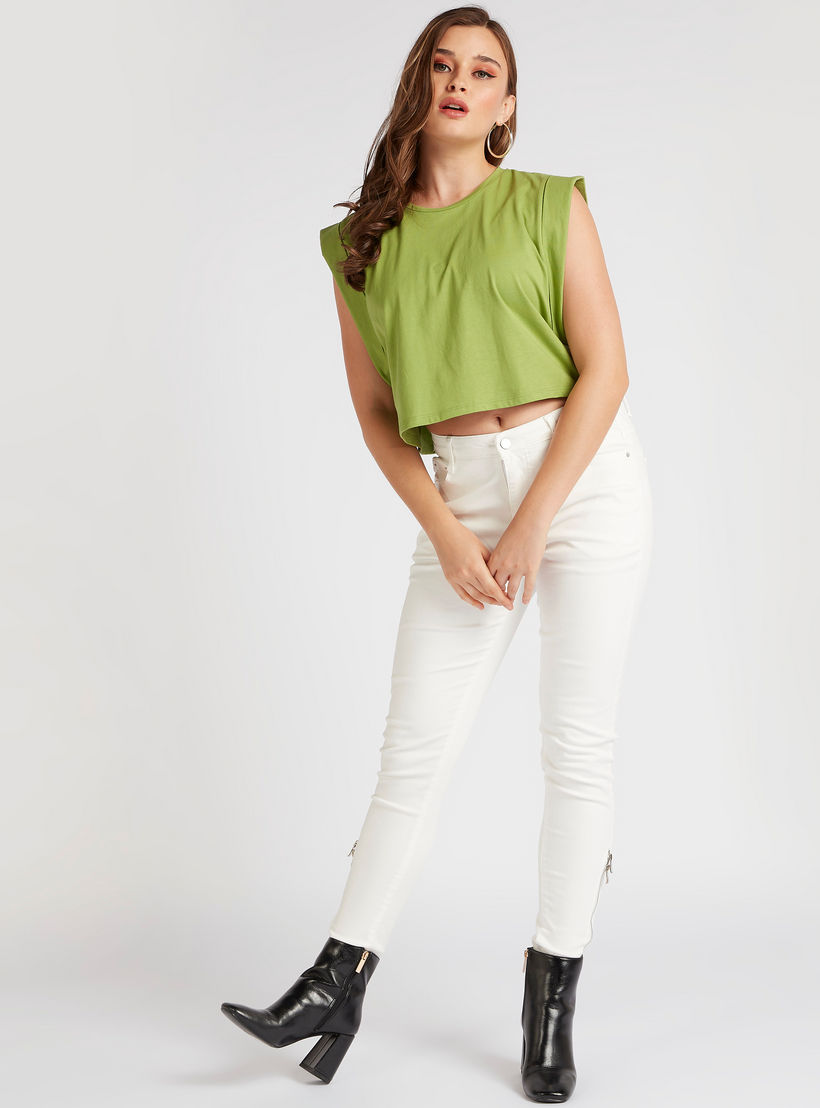 تيشيرت سادة دون أكمام بياقة ضيّقة من تو إكستريمز-women-clothing-tshirts-image-3