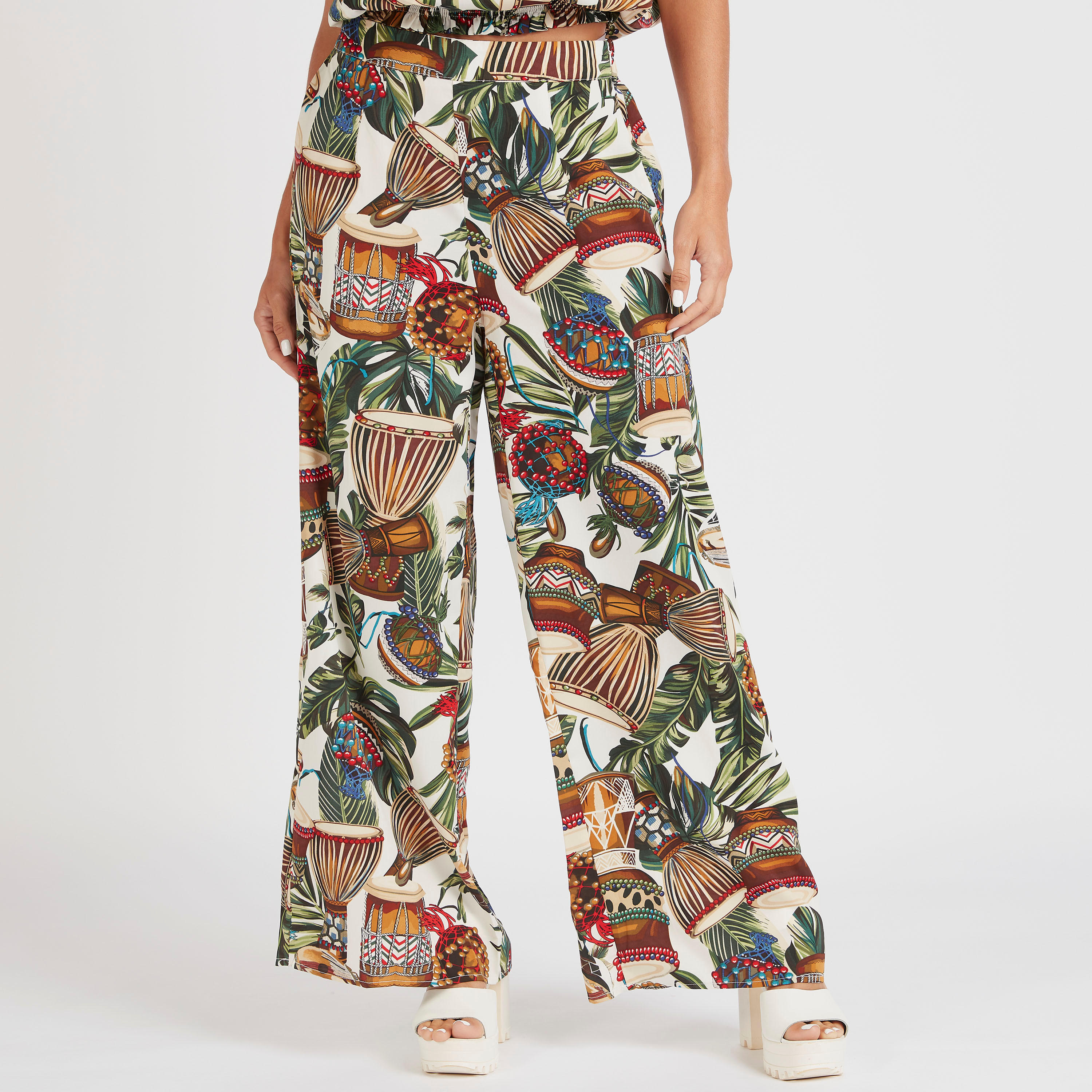 بنطلون واسع بخصر مطاطي مرتفع وطبعات من توإكستريمز-women-clothing-bottoms-trousers-image-1