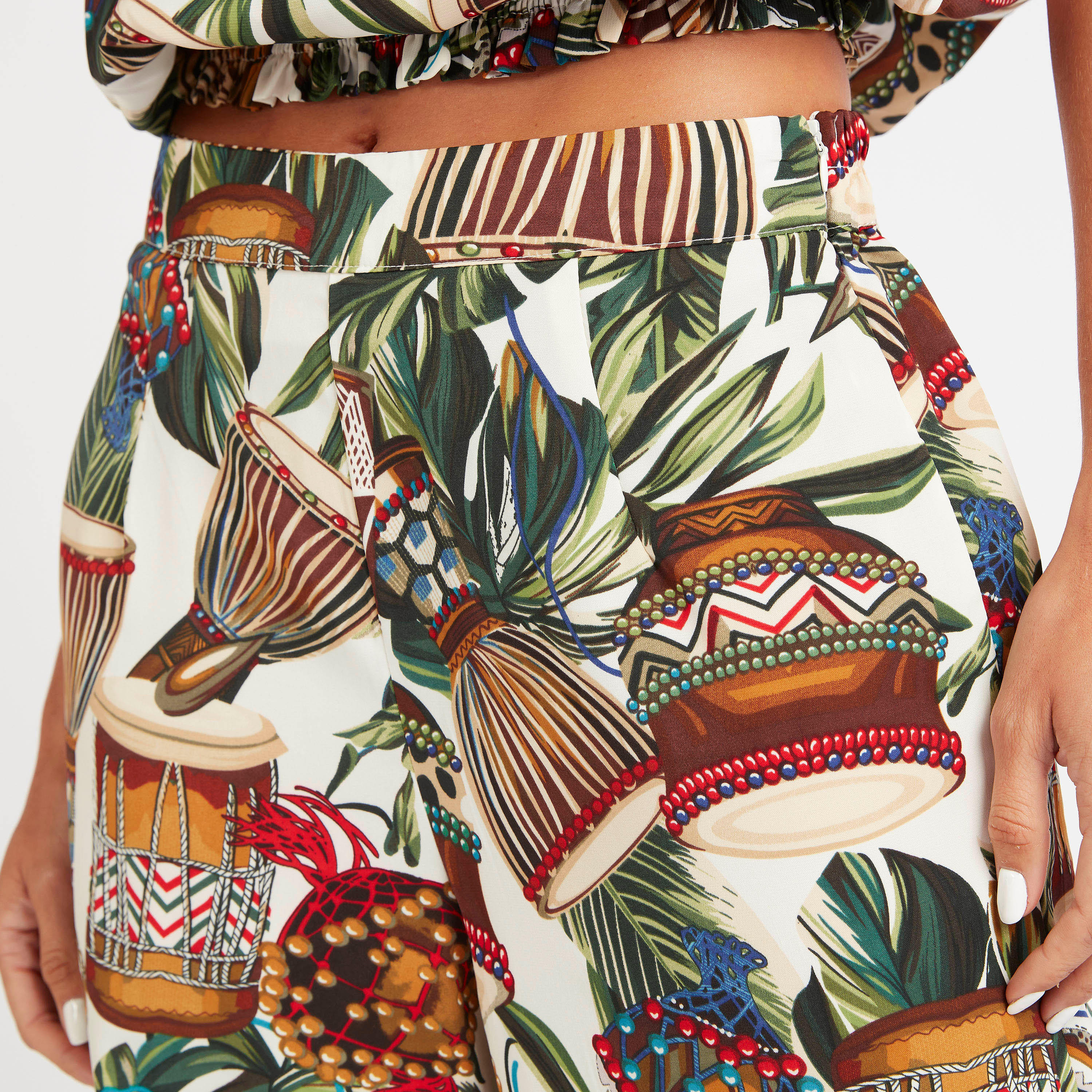 بنطلون واسع بخصر مطاطي مرتفع وطبعات من توإكستريمز-women-clothing-bottoms-trousers-image-3
