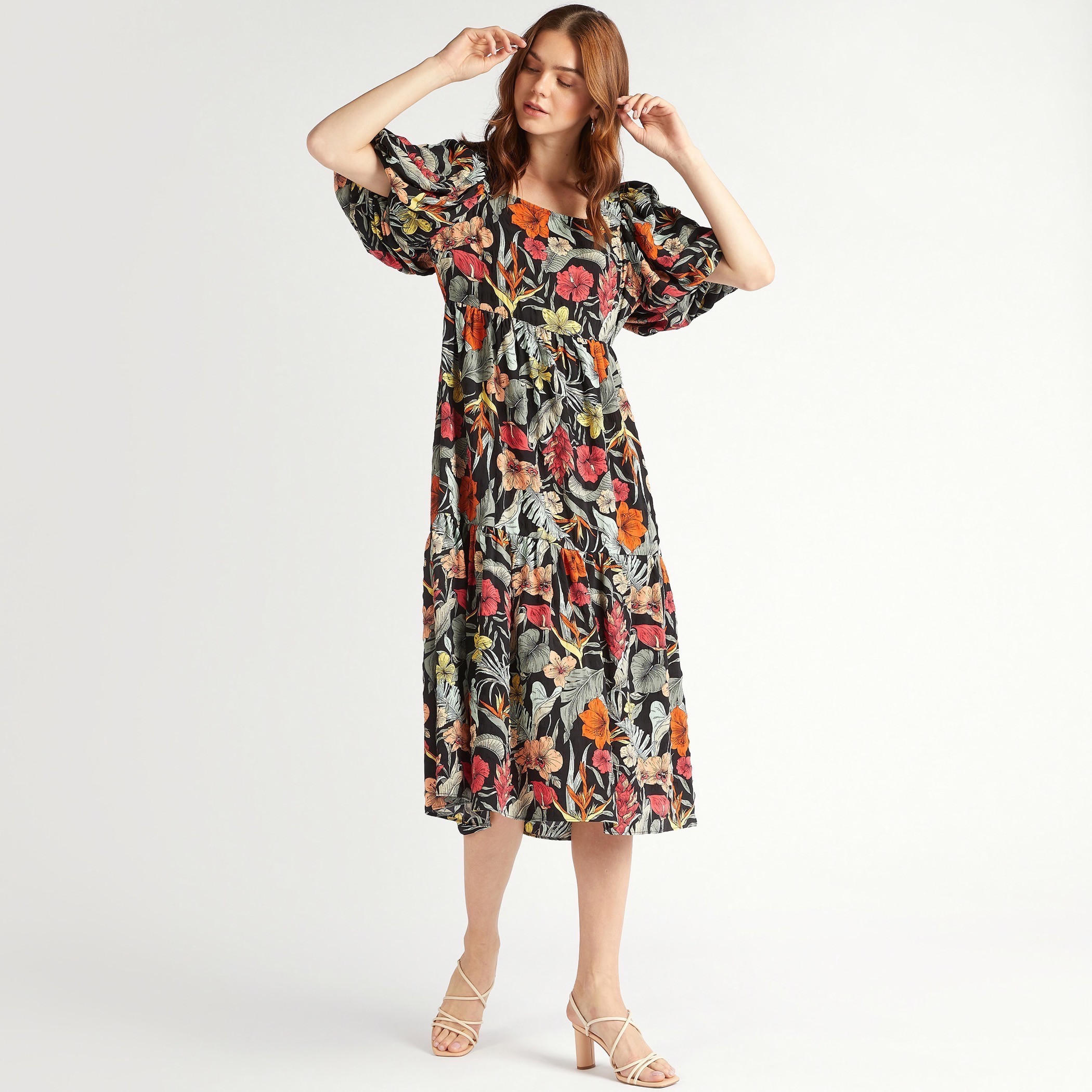 فستان ميدي إيه لاين بطبعات أزهار وأكمام منفوخة من تو إكستريمز-women-clothing-dresses-image-1