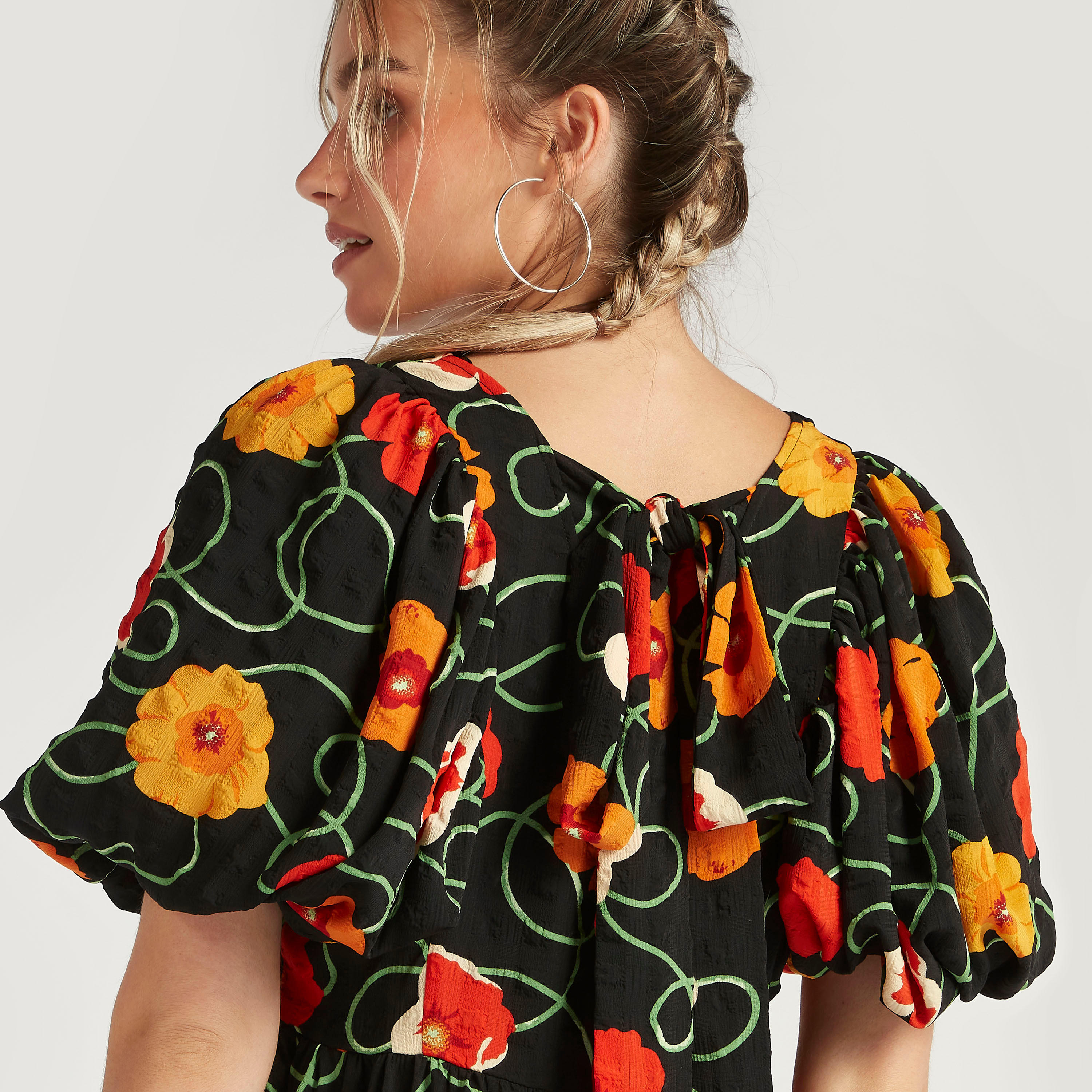 2Xtremz Floral Print Midi A-line Tiered Dress with Balloon Sleeves and Tie-Ups-women-clothing-dresses-image-3