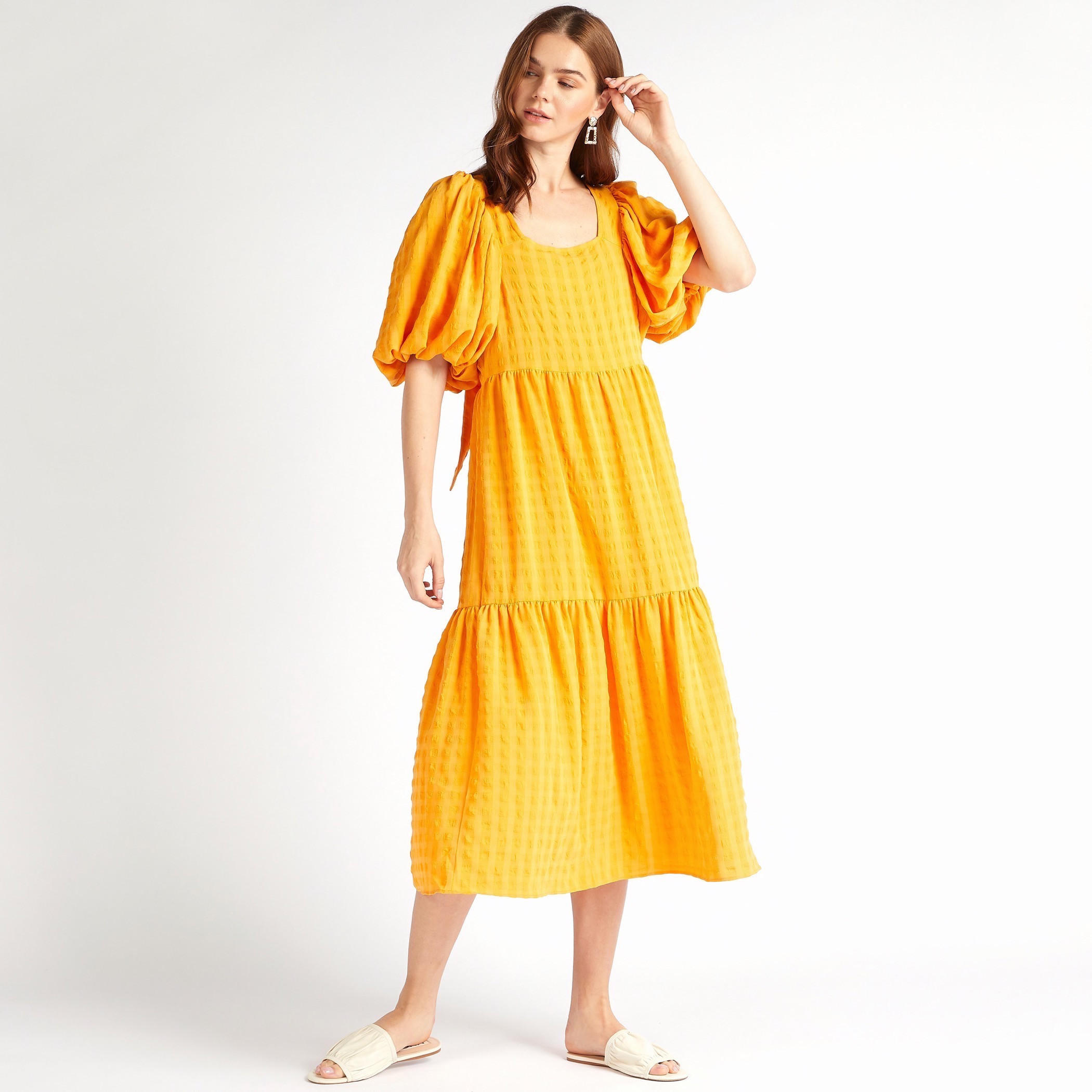 فستان إيه لاين ميدي بارز الملمس بياقة مربّعة وأكمام قصيرة من تو إكستريمز-women-clothing-dresses-image-2