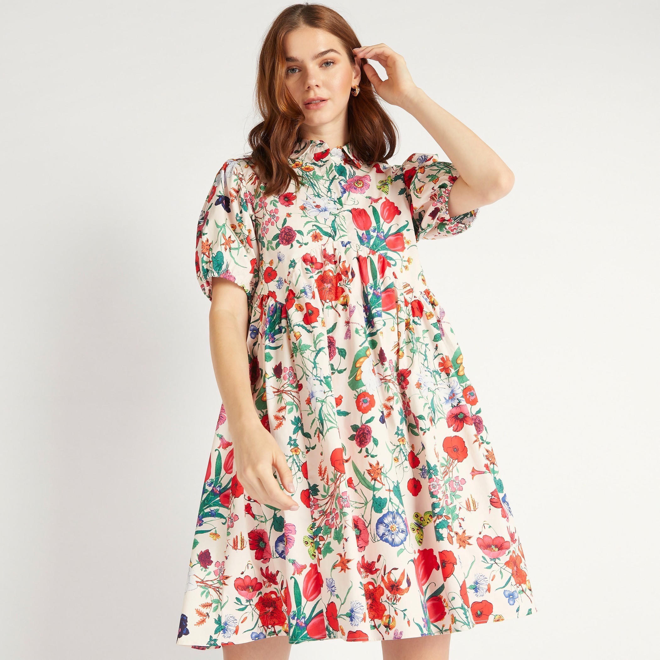 فستان قصير إيه لاين بطبعات أزهار وياقة واسعة وأكمام منفوخة من تو إكستريمز-women-clothing-dresses-image-5