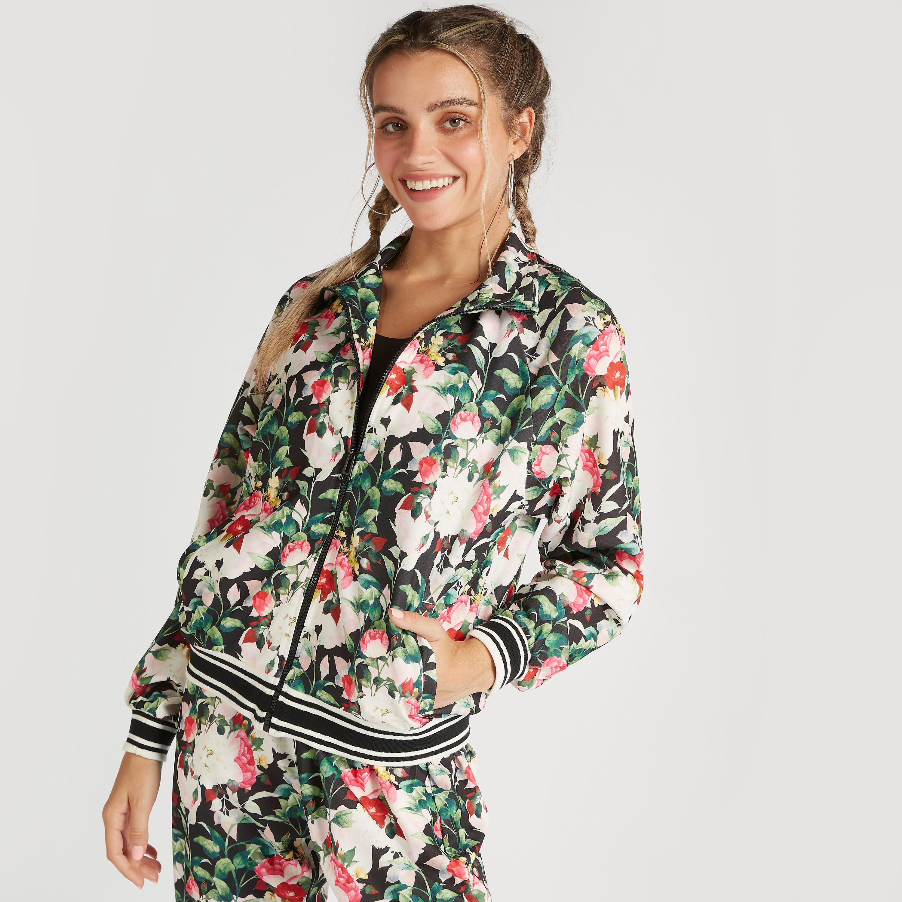 جاكيت بومبر بسحّاب وطبعات أزهار وأكمام طويلة وجيوب من تو إكستريمز-women-winterwear-coatsandjackets-jackets-image-6