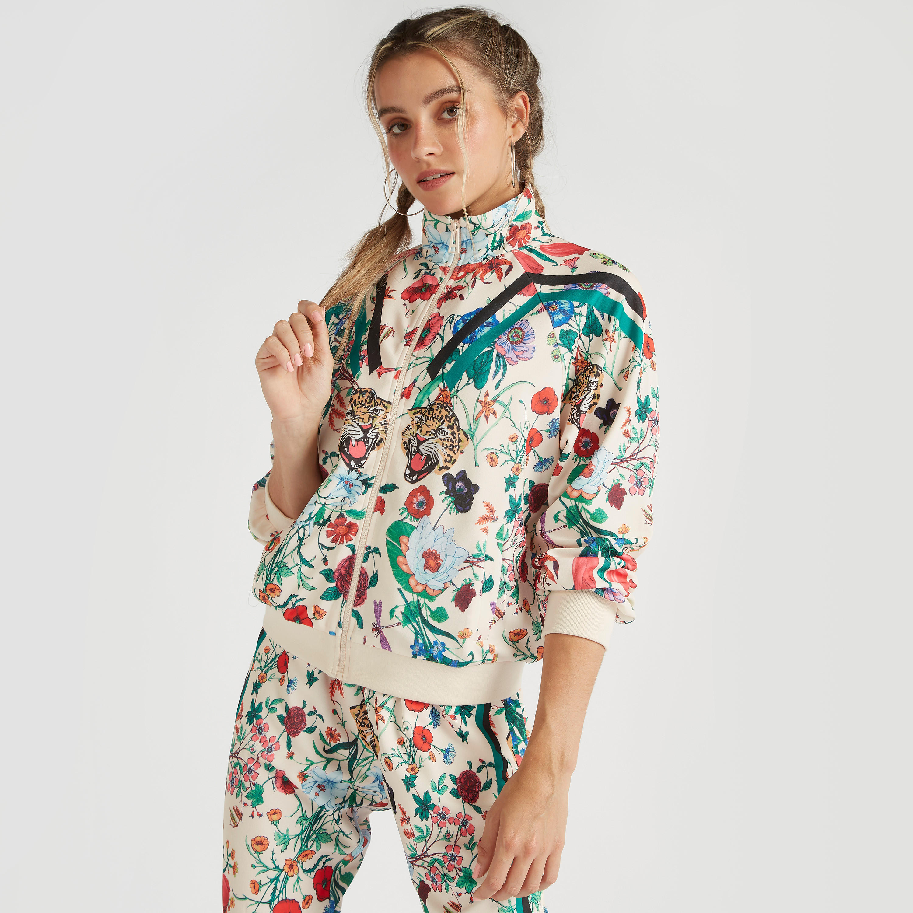 جاكيت بومبر بسحّاب وطبعات أزهار وأكمام طويلة وجيوب من تو إكستريمز-women-winterwear-coatsandjackets-jackets-image-1