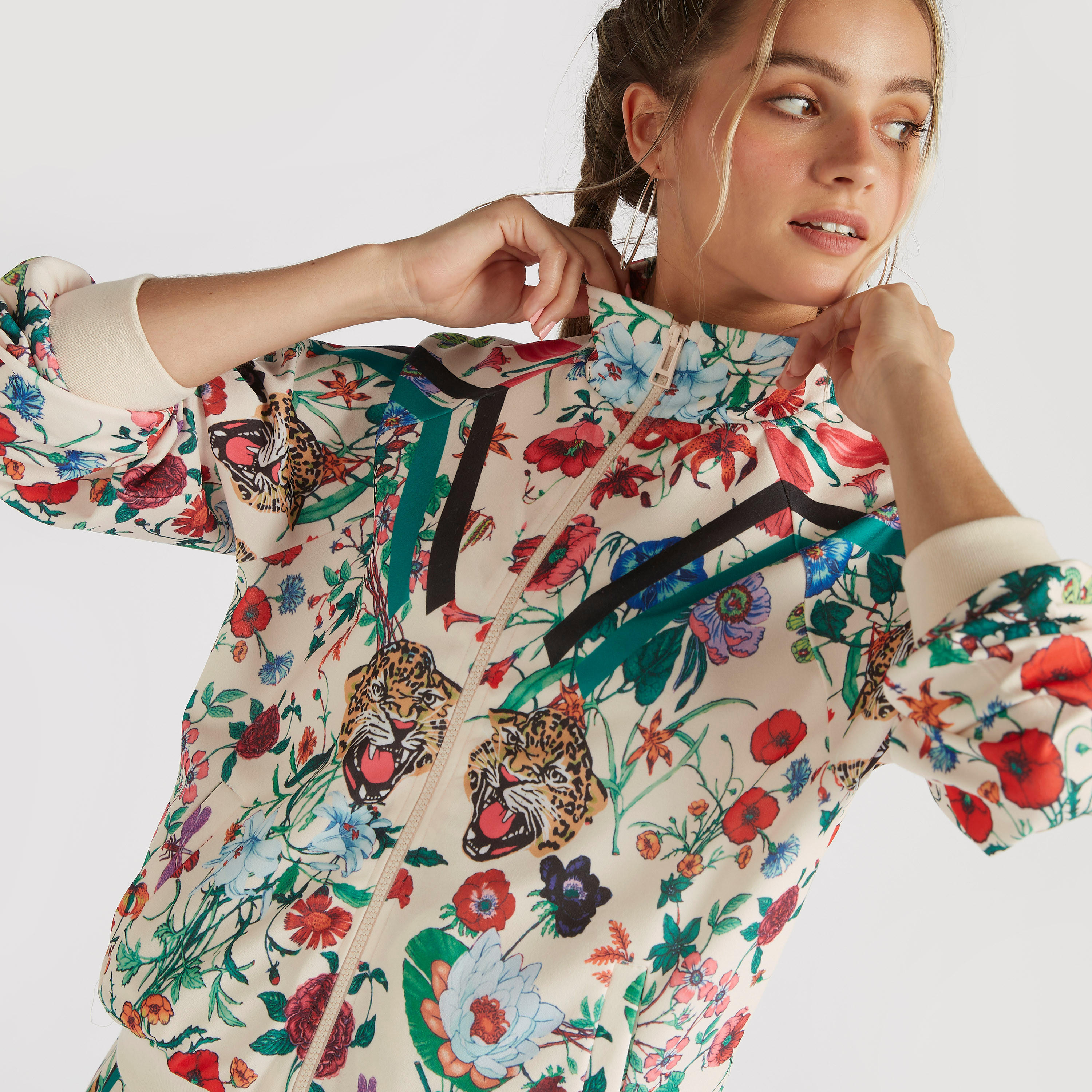 جاكيت بومبر بسحّاب وطبعات أزهار وأكمام طويلة وجيوب من تو إكستريمز-women-winterwear-coatsandjackets-jackets-image-6