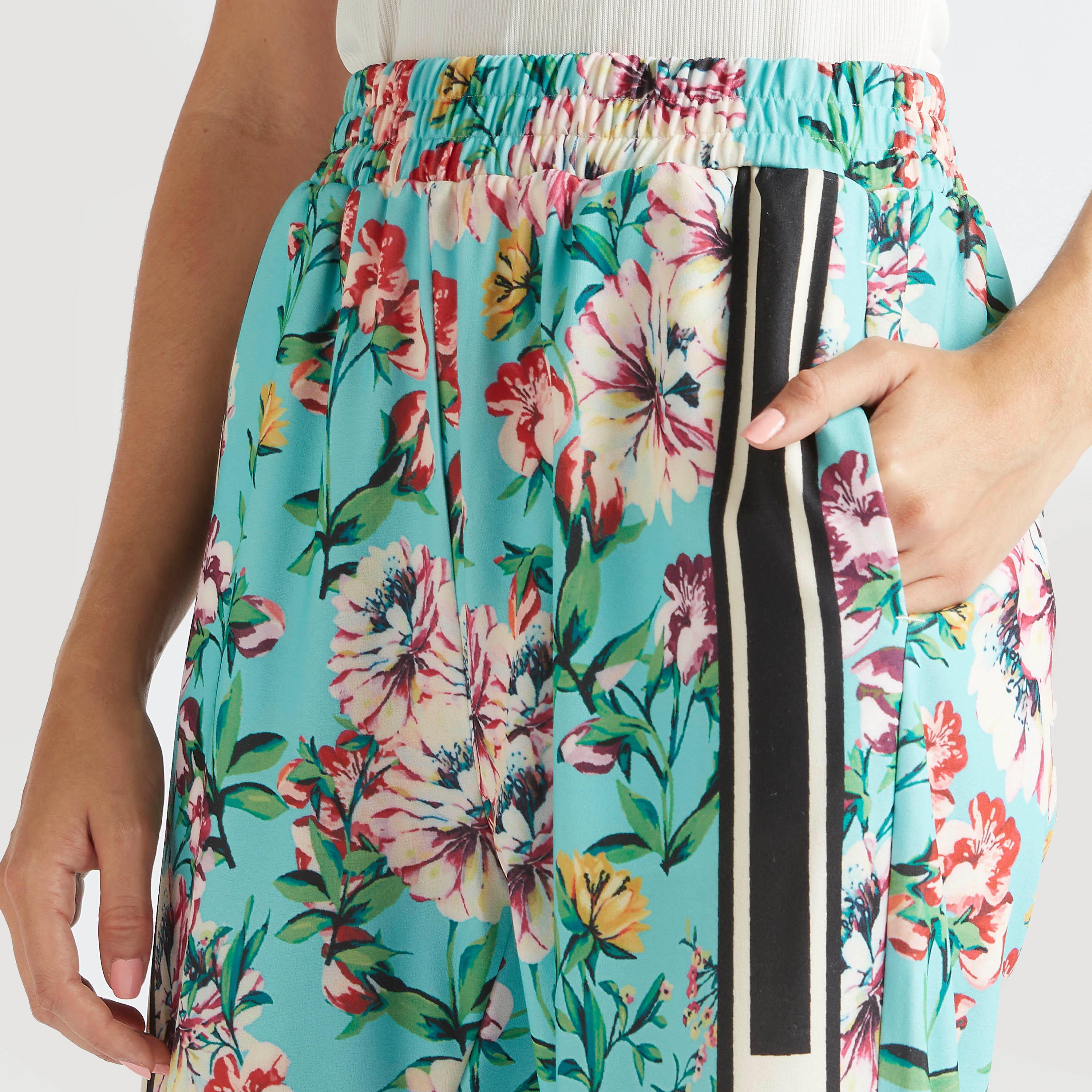 2Xtremz Floral Print Mid-Rise Joggers with Pockets and Elasticated Waistband-women-clothing-bottoms-joggers-image-3
