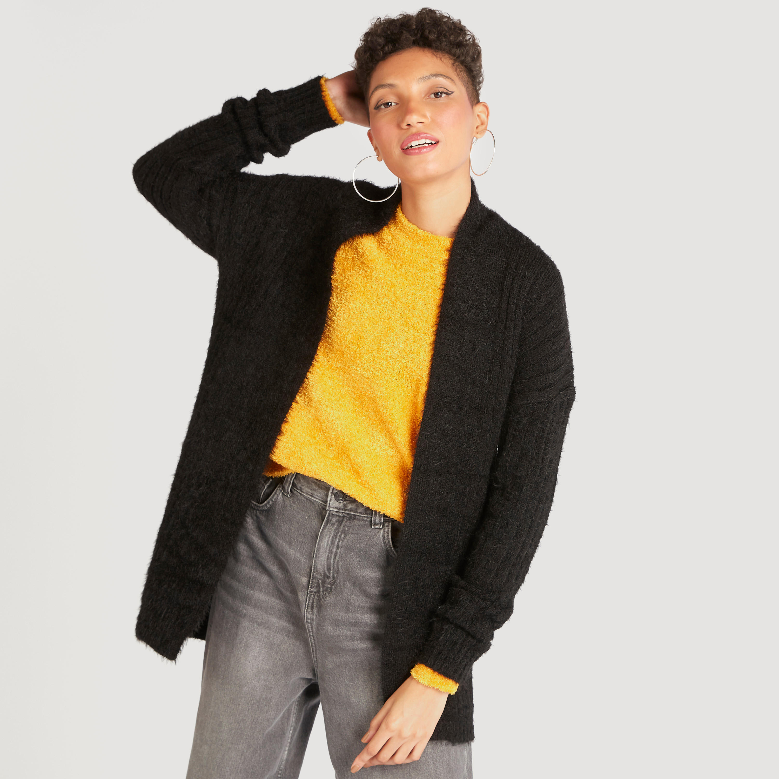 كارديجان بارز الملمس بياقة منسدلة وأكمام طويلة-women-winterwear-cardigansandjumpers-cardigans-image-1