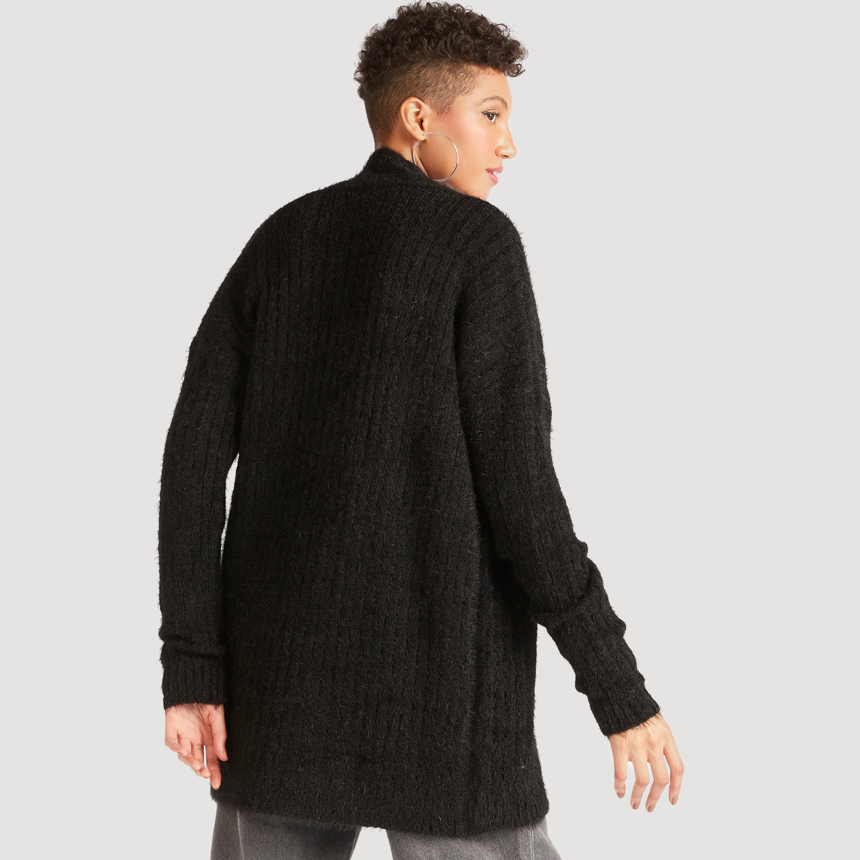 كارديجان بارز الملمس بياقة منسدلة وأكمام طويلة-women-winterwear-cardigansandjumpers-cardigans-image-4
