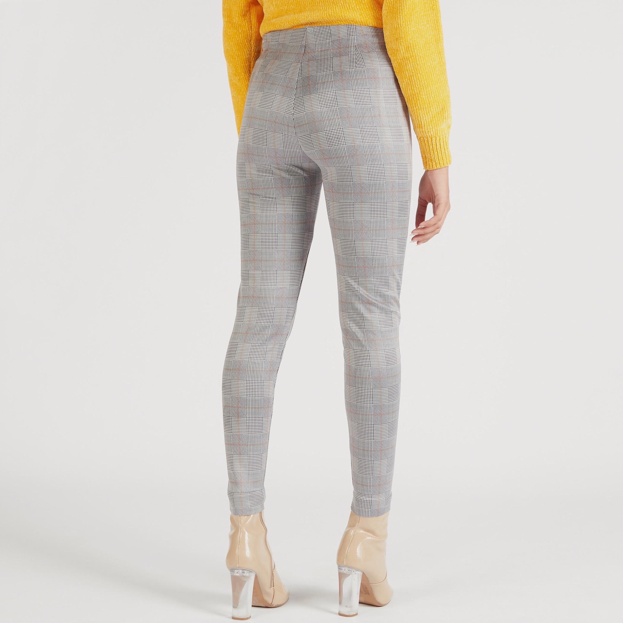بنطلون كاروهات بخصر مطّاطي متوسّط الارتفاع من تو إكستريمز-women-clothing-bottoms-leggings-image-4