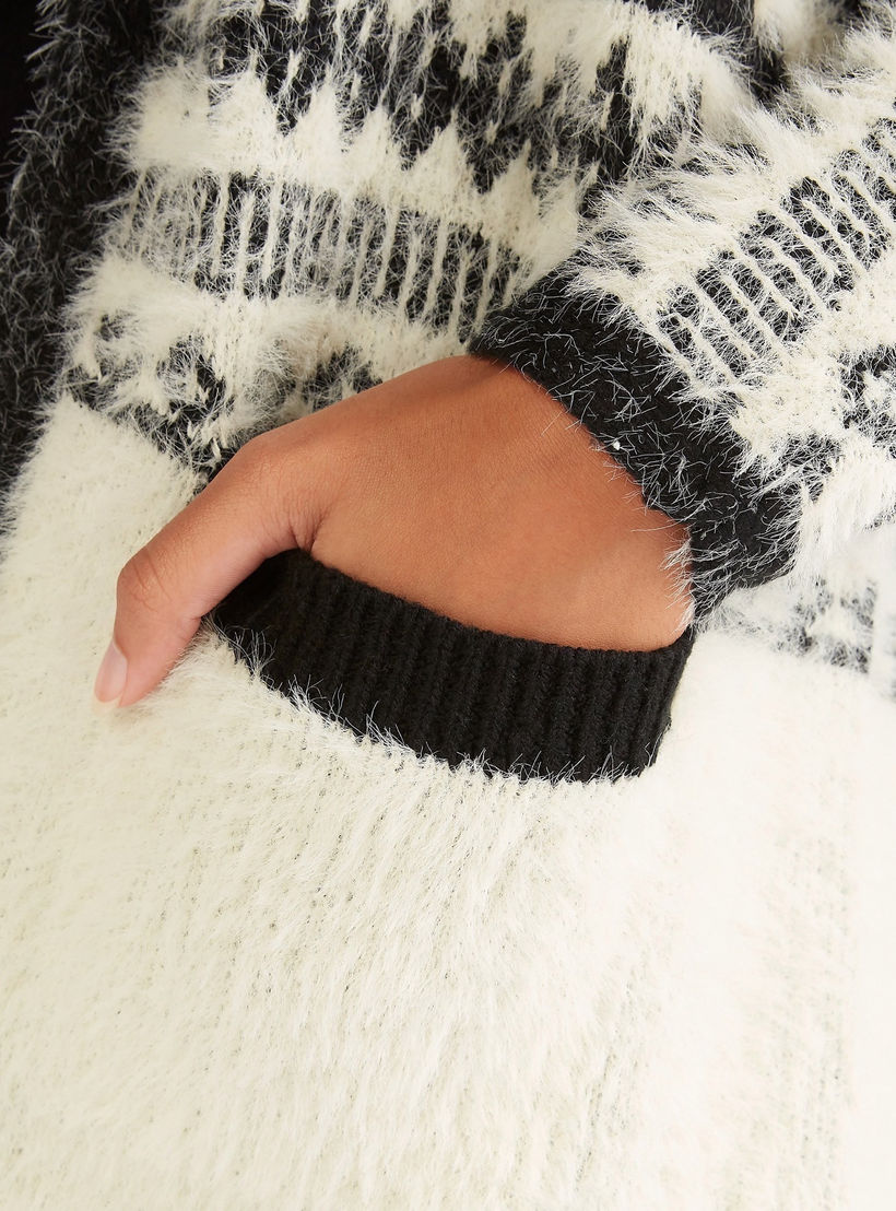2Xtremz Textured Long Sleeves Cardigan with Hood and Pockets-women-winterwear-cardigansandjumpers-cardigans-image-3