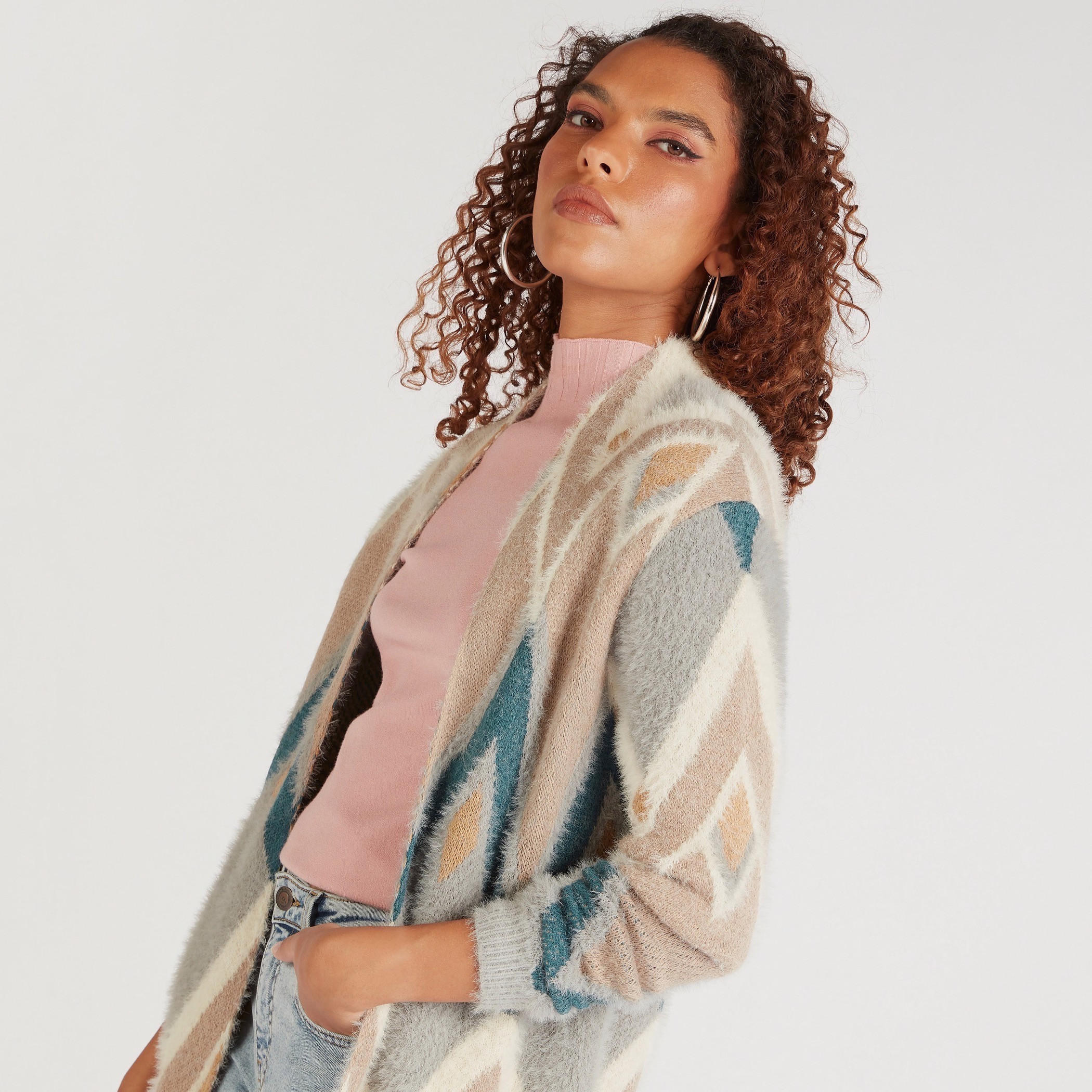 كارديجان بطبعات وأكمام طويلة وياقة منسدلة من تو إكستريمز-women-winterwear-cardigansandjumpers-cardigans-image-7