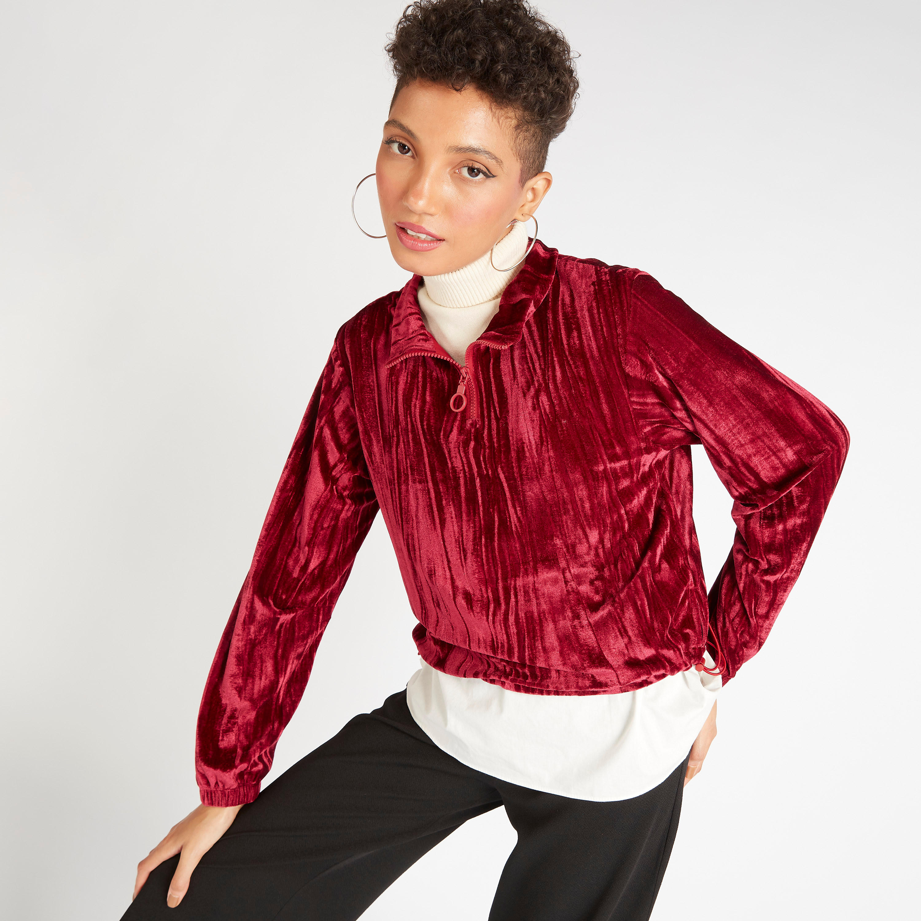 سويت شيرت بارز الملمس بأكمام طويلة وياقة وأكمام طويلة من تو إكستريمز-women-winterwear-hoodiesandsweatshirts-sweatshirts-image-1