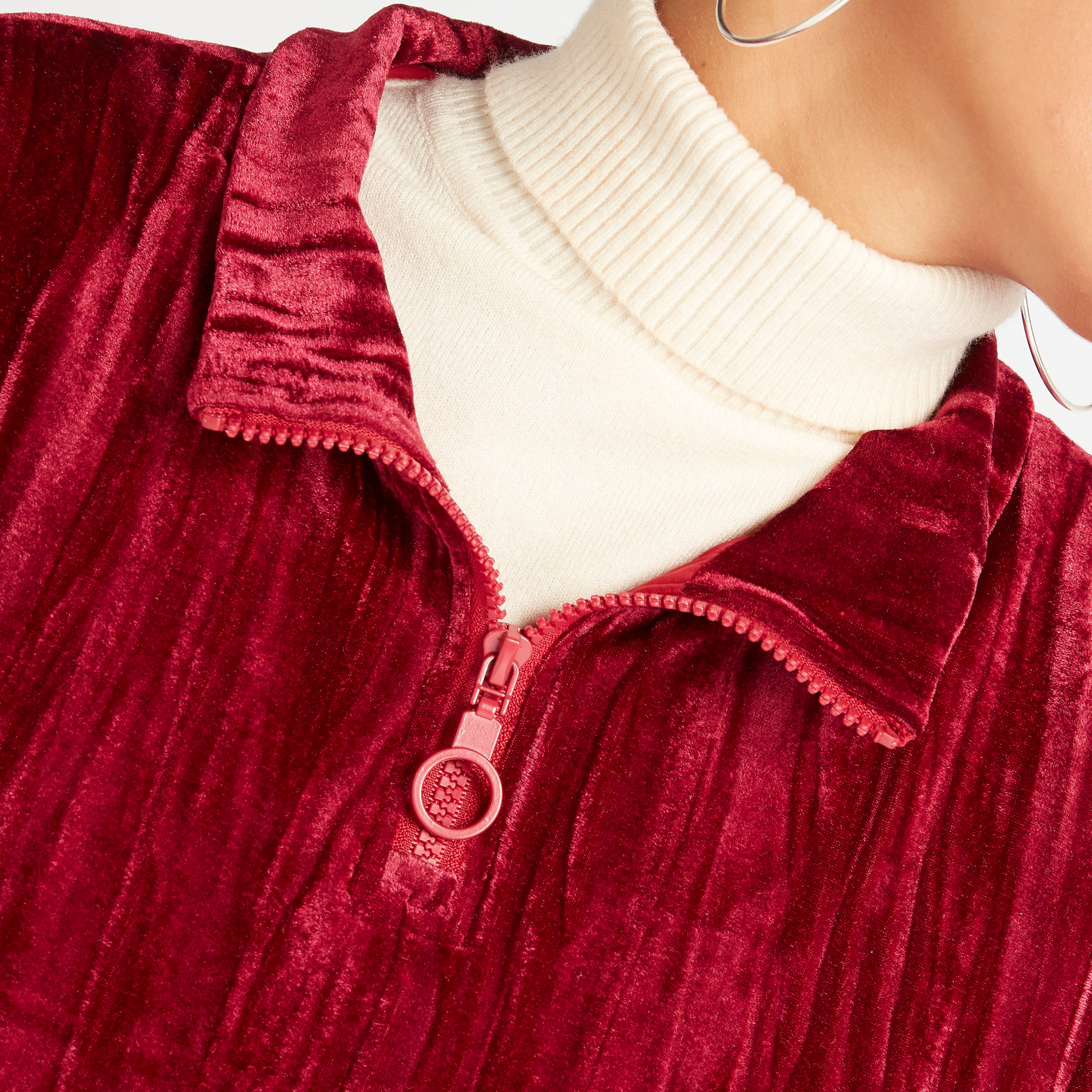 سويت شيرت بارز الملمس بأكمام طويلة وياقة وأكمام طويلة من تو إكستريمز-women-winterwear-hoodiesandsweatshirts-sweatshirts-image-3